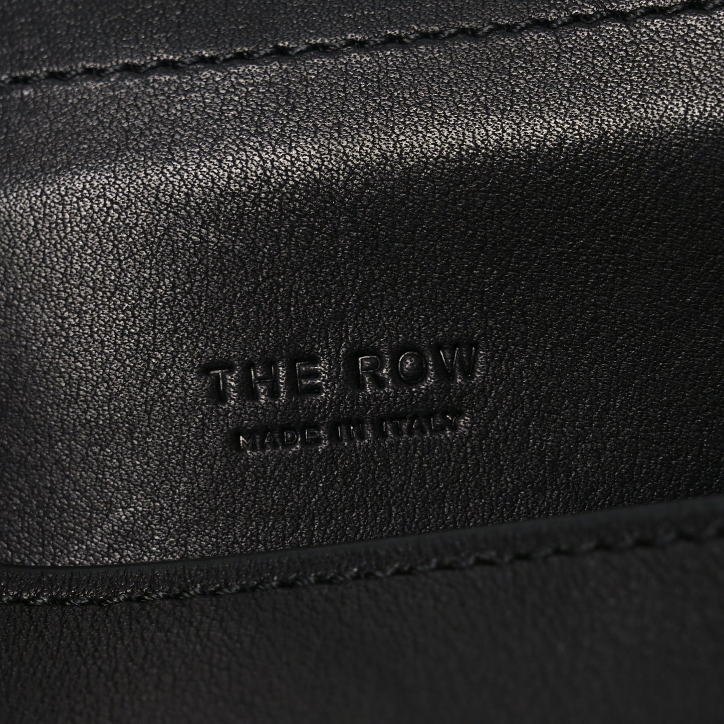 Smooth Calfskin Peggy Bag Black