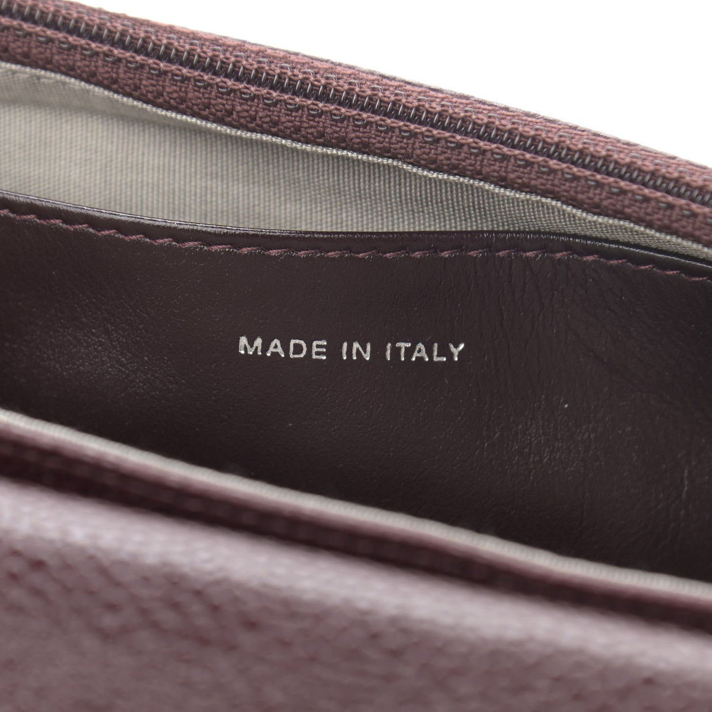 Caviar Half Moon Wallet On Chain WOC Bordeaux