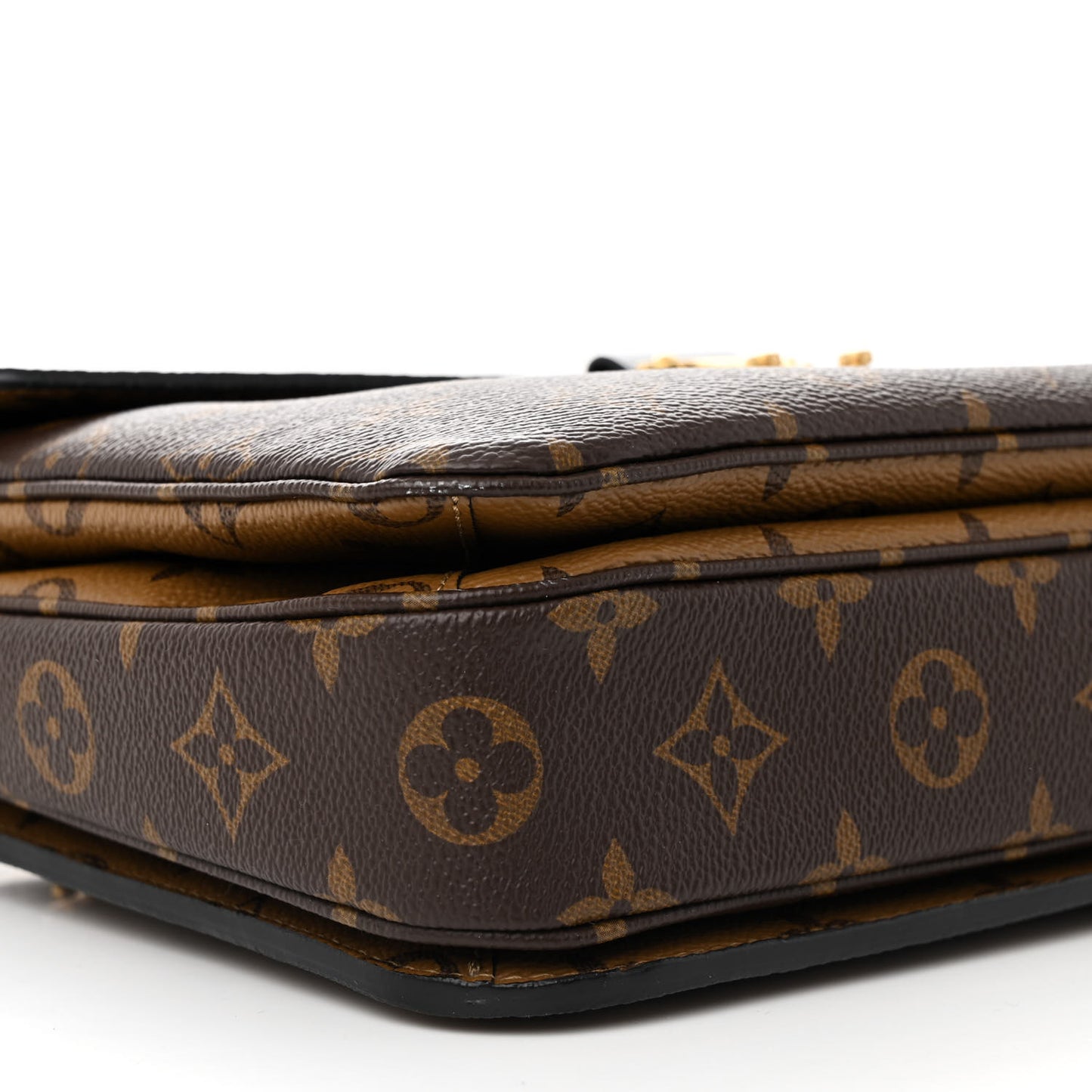 Reverse Monogram Pochette Metis