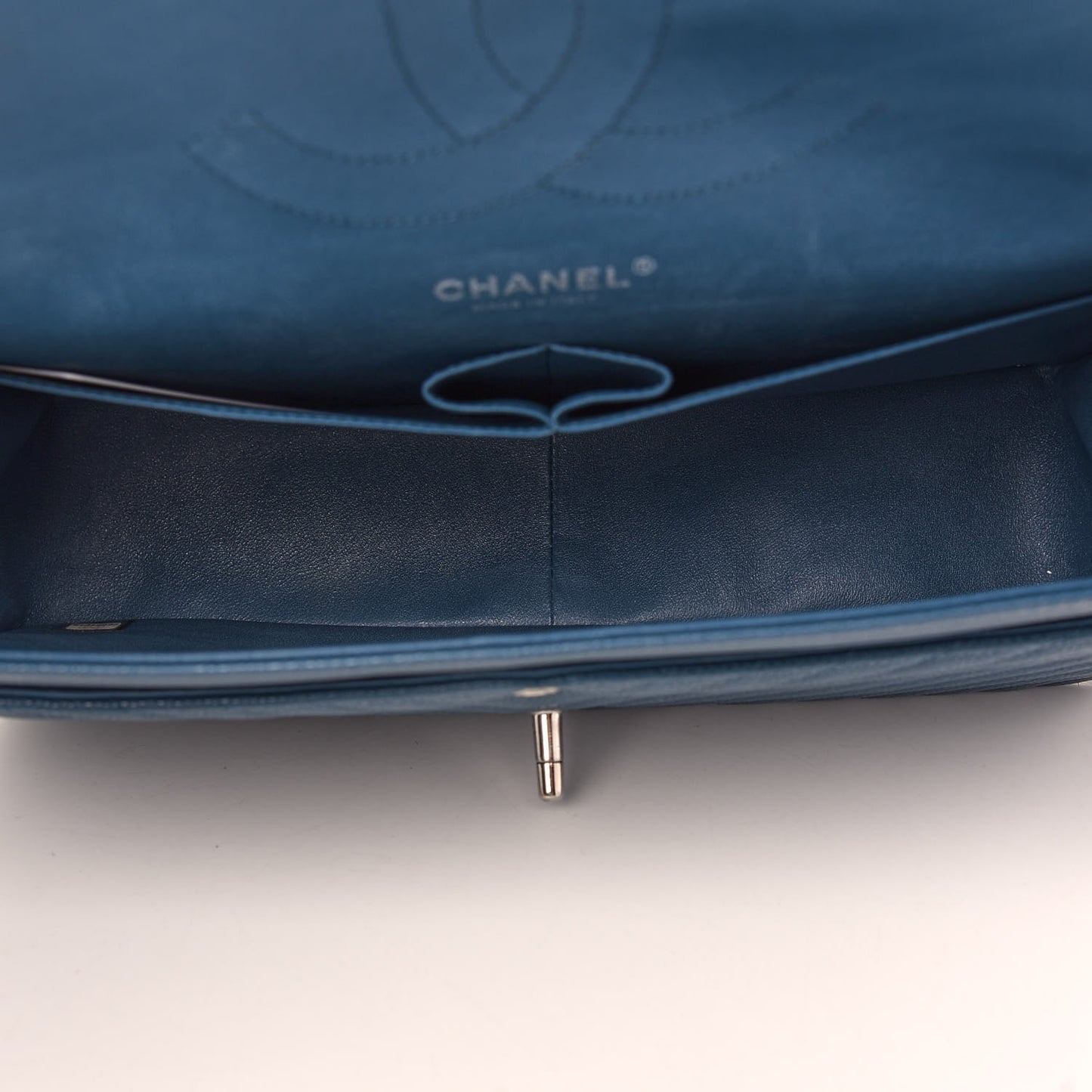 Caviar Chevron Quilted Jumbo Double Flap Blue