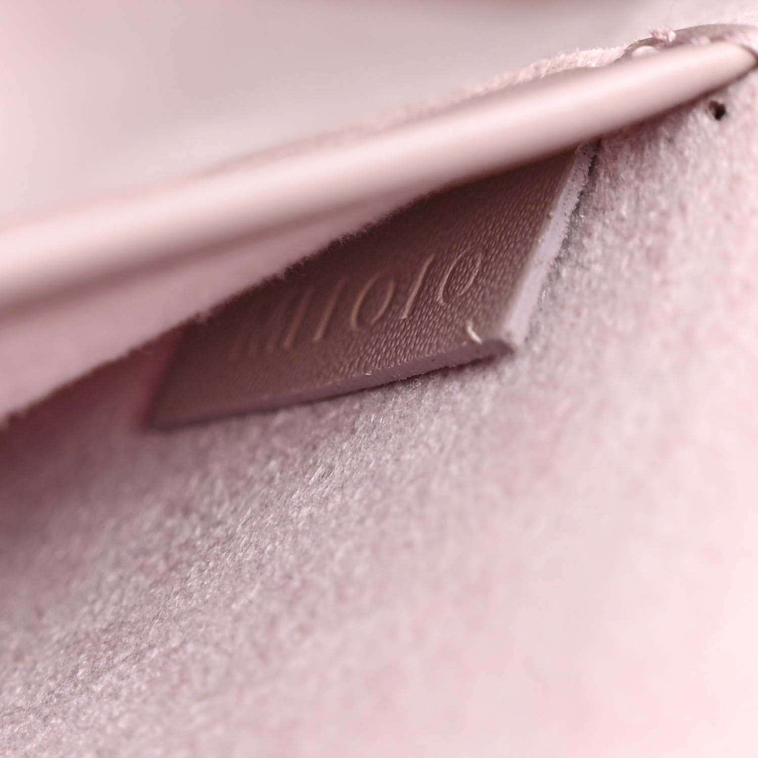 Louis Vuitton Epi Nocturne PM Lilac 7 of 10