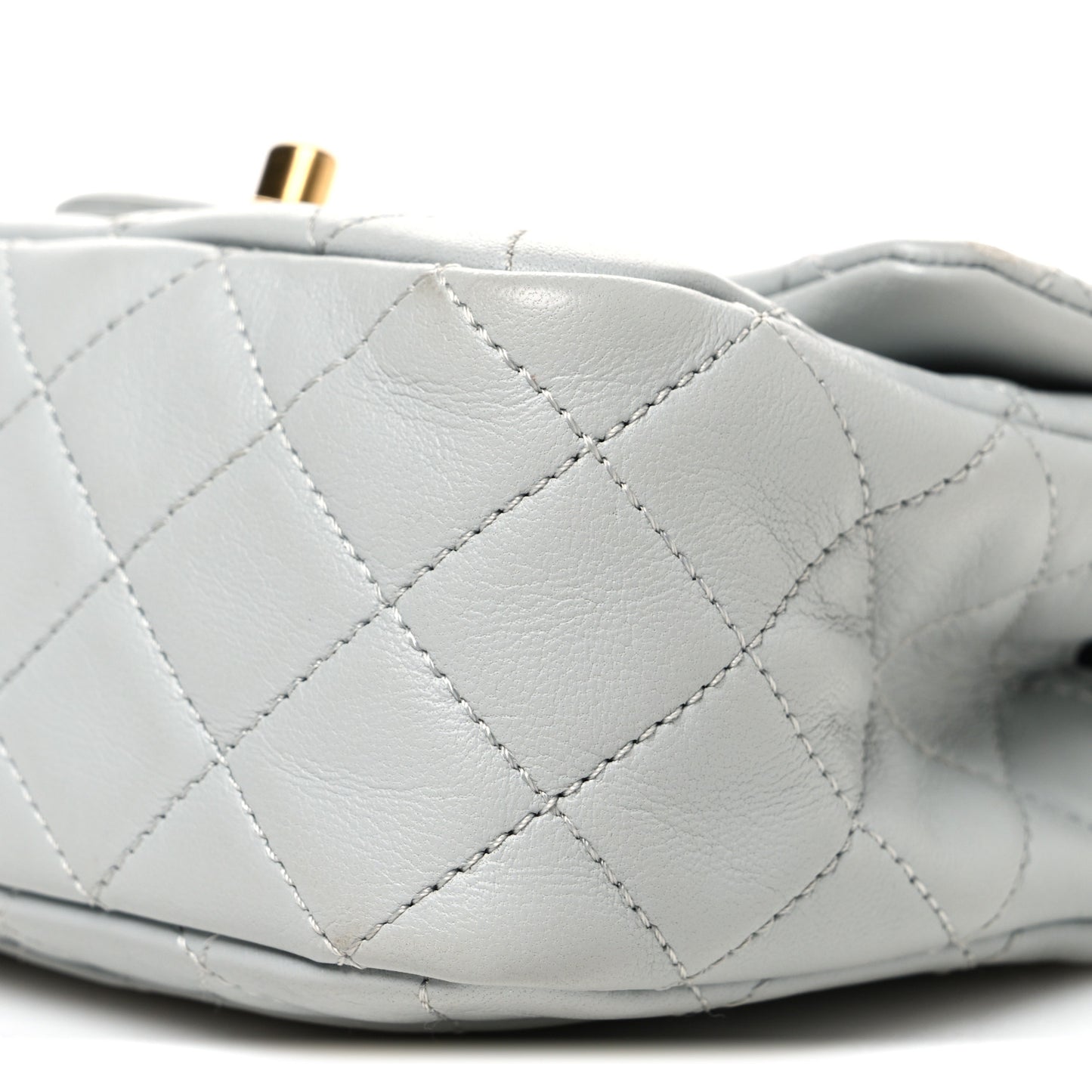 Lambskin Quilted Mini Pearl Crush Flap Light Grey