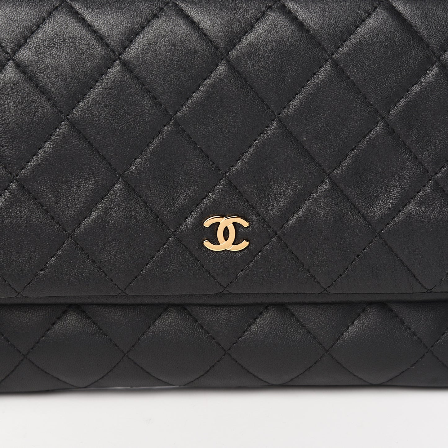 Lambskin Quilted CC Beauty Clutch Black