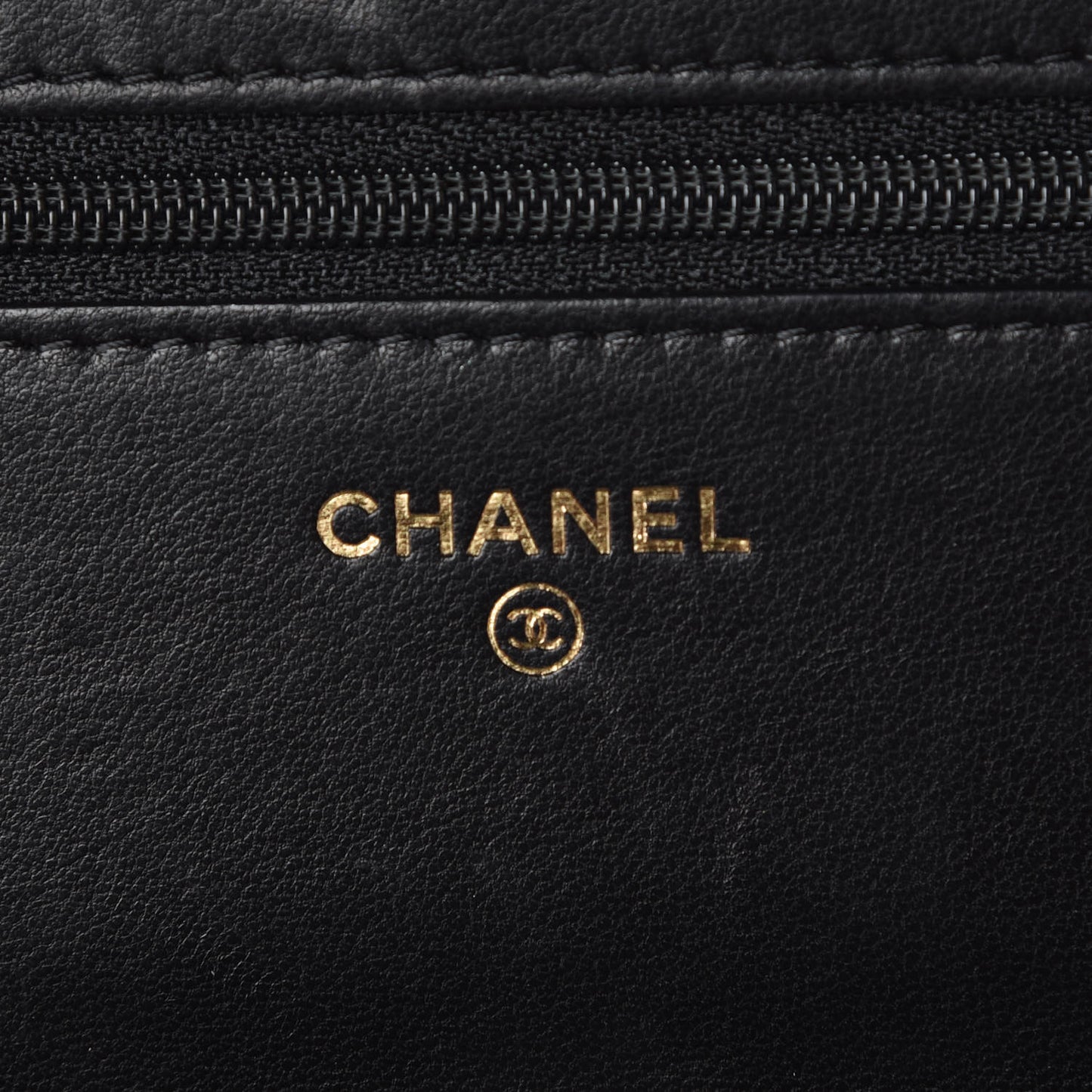 Lambskin Quilted Wallet On Chain WOC Black
