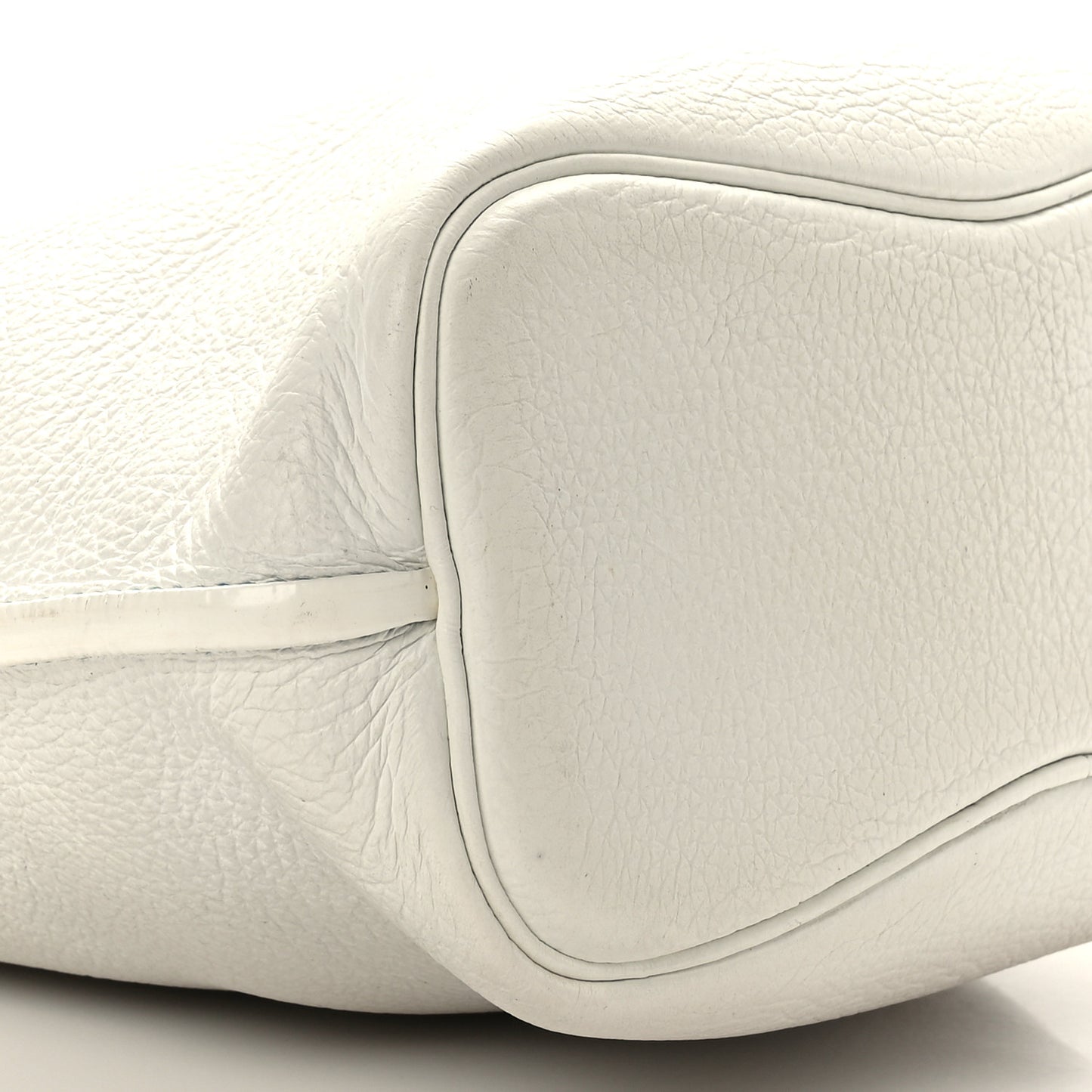 Taurillon Clemence Verso So Kelly 26 White Mykonos