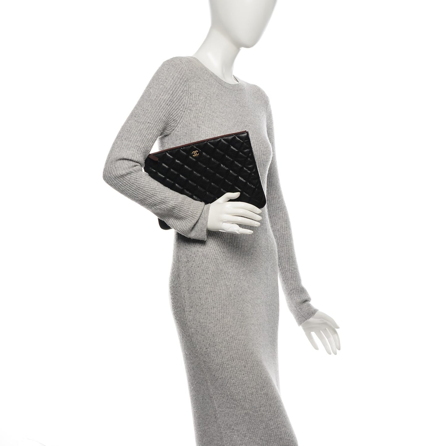 Caviar Quilted Medium Cosmetic Case Black