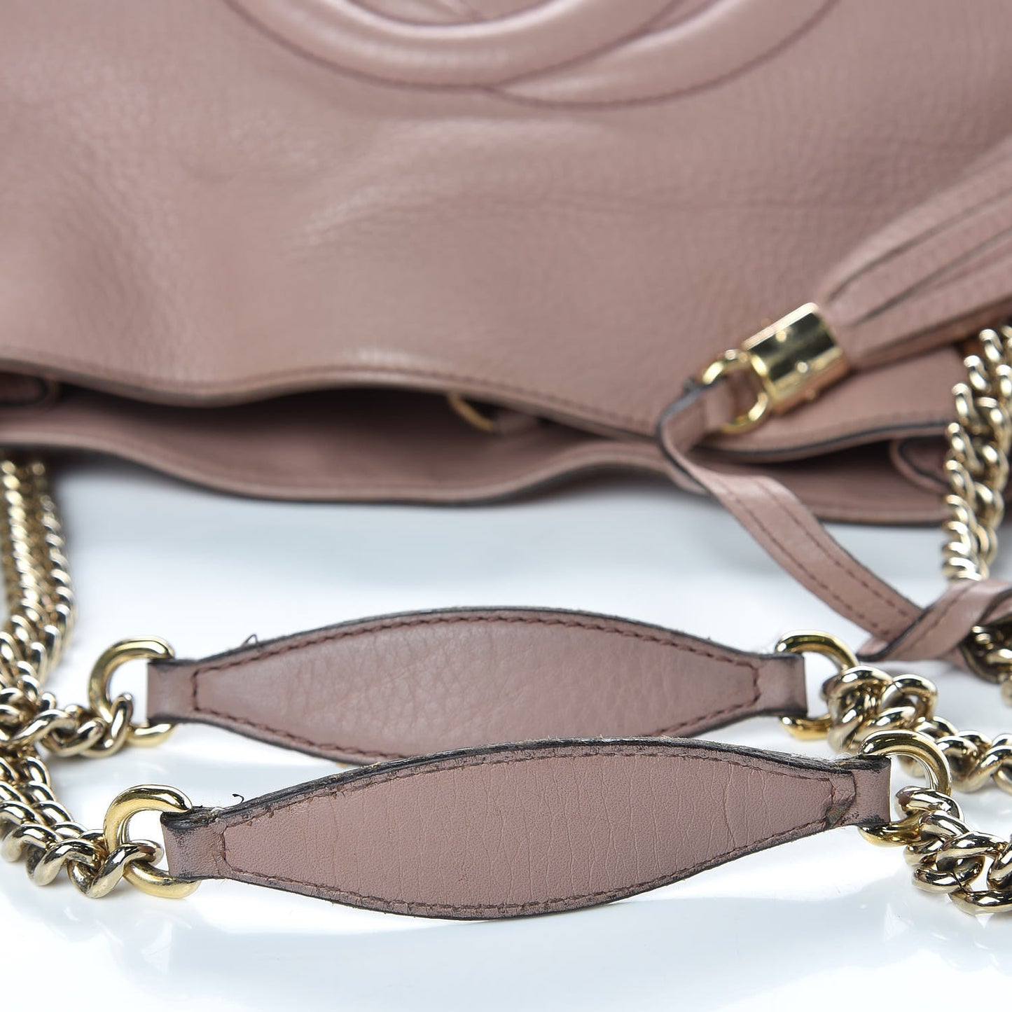 Pebbled Calfskin Medium Soho Chain Shoulder Bag Dark Cipria