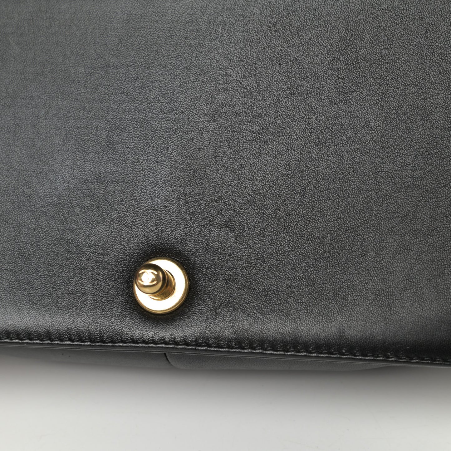 Lambskin Quilted Medium Boy Flap Black