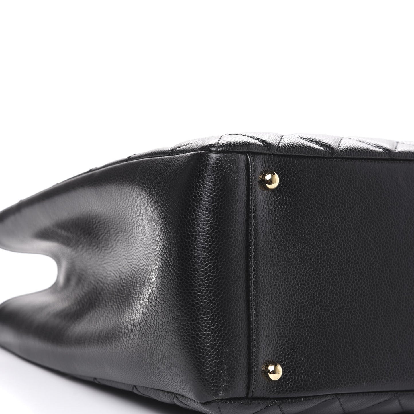 Caviar Quilted XL Grand Shopping Tote GST Black