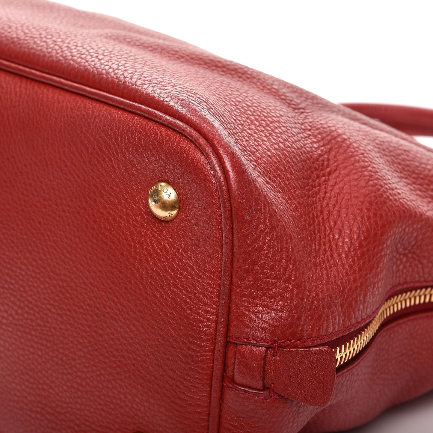 Vitello Daino Side Zip Tote Rosso