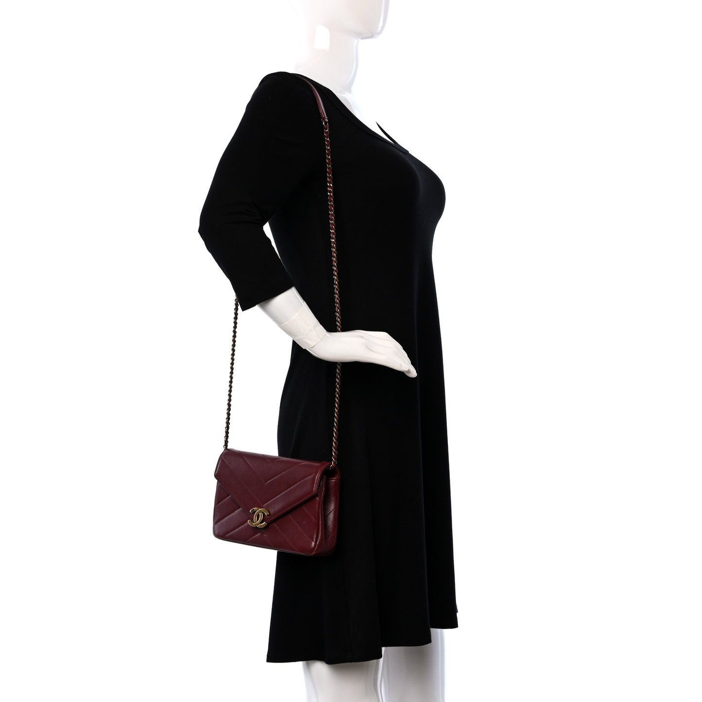 Lambskin Chevron Quilted Coco Envelope Flap Red