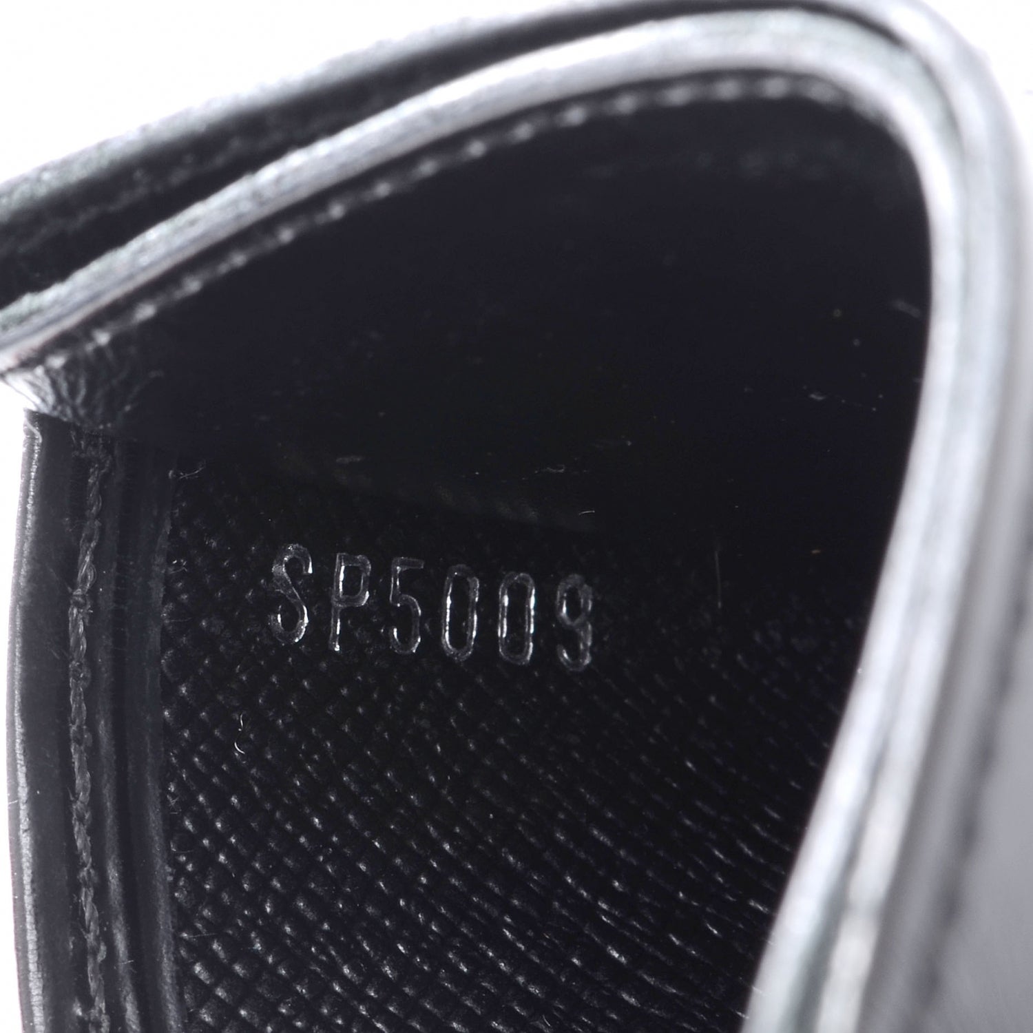 Louis Vuitton Epi Card Holder Black 7 of 8