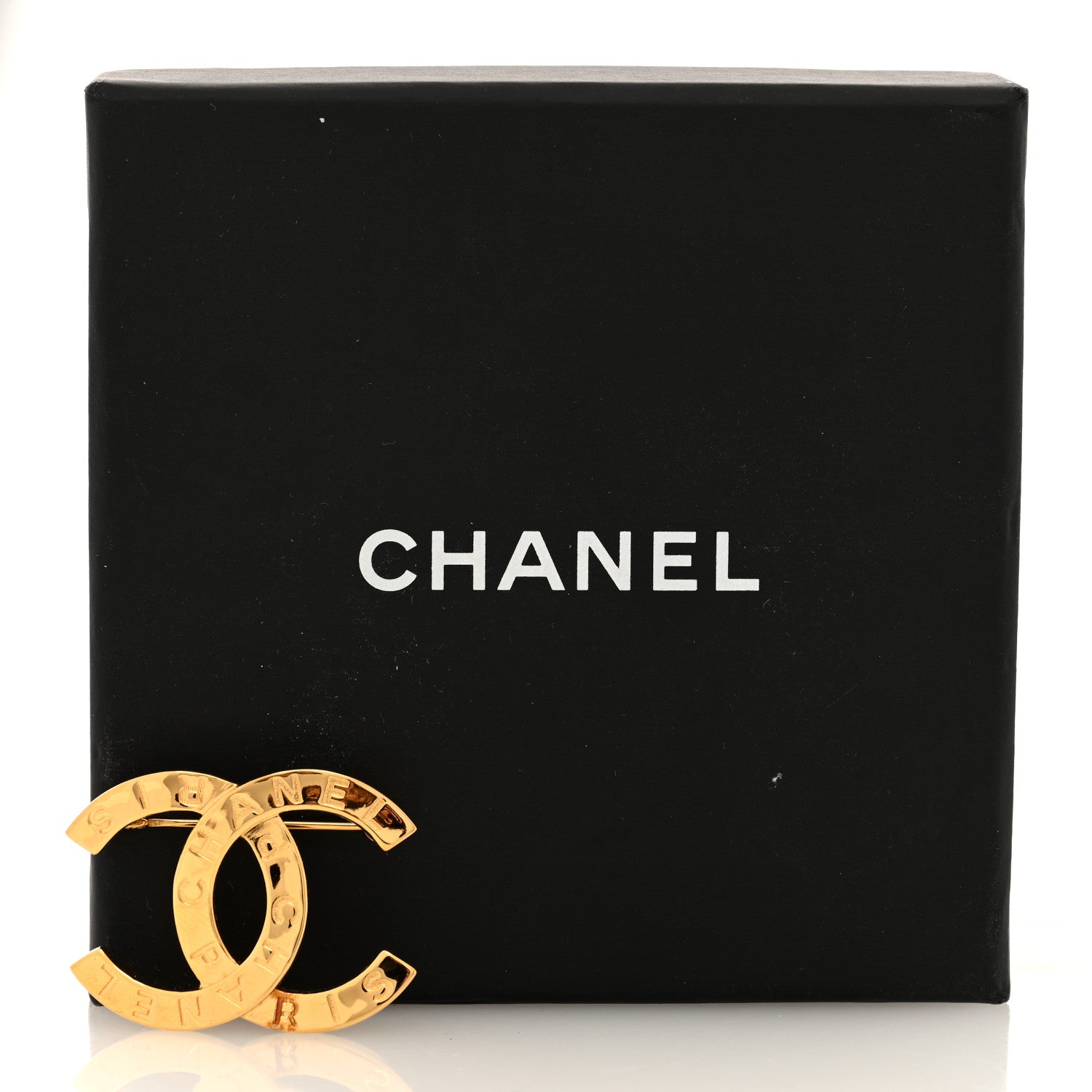 Chanel Metal Paris Button CC Large Brooch Gold 4 of 4