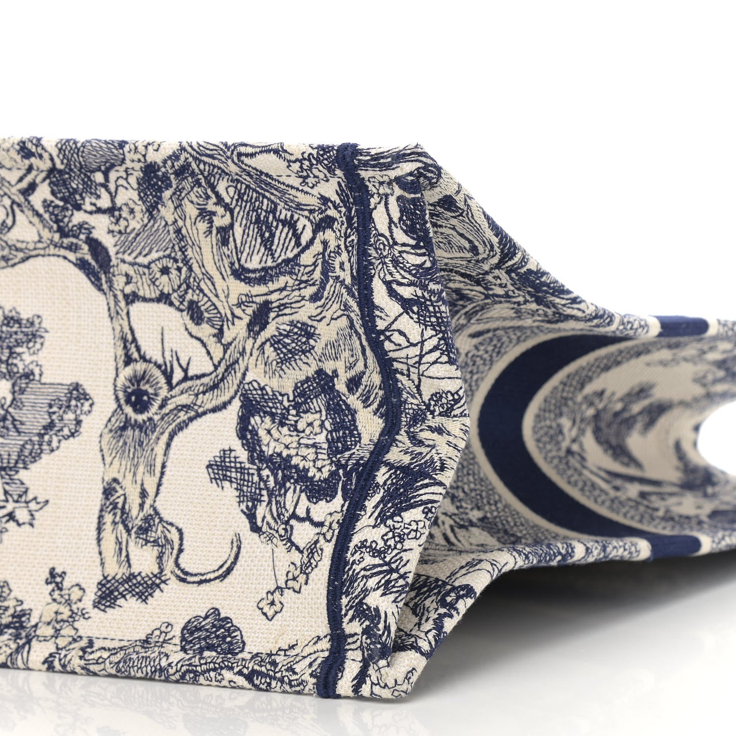 Christian Dior Canvas Embroidered Large Dioriviera Toile De Jouy Book Tote Blue 10 of 13
