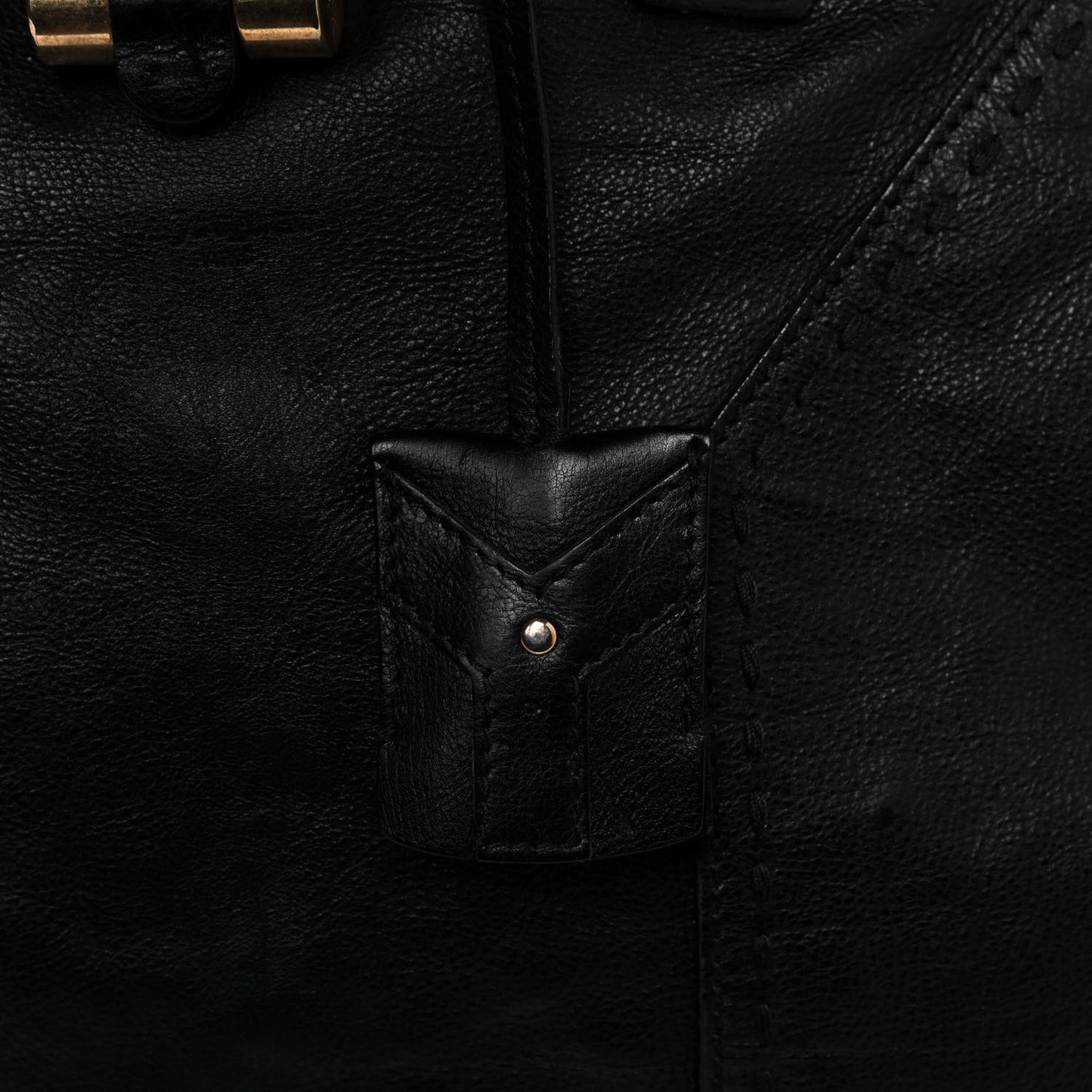Calfskin Large Muse Black
