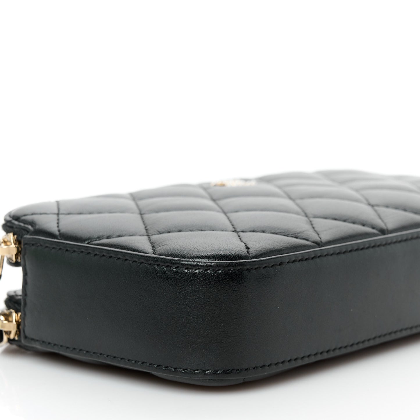 Lambskin Quilted Pearl Clutch With Chain Black