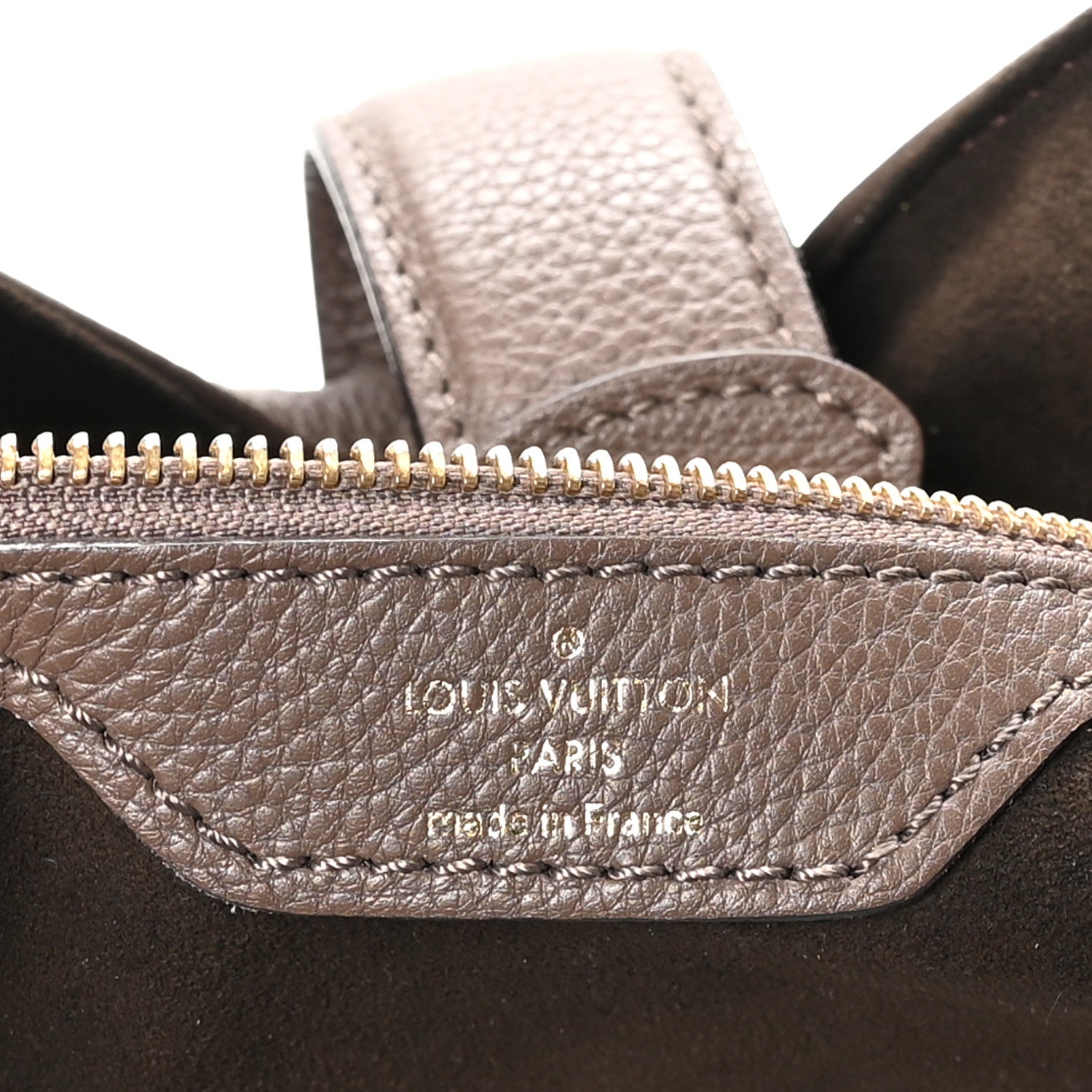 Louis Vuitton Mahina L Elephant Gris 6 of 9