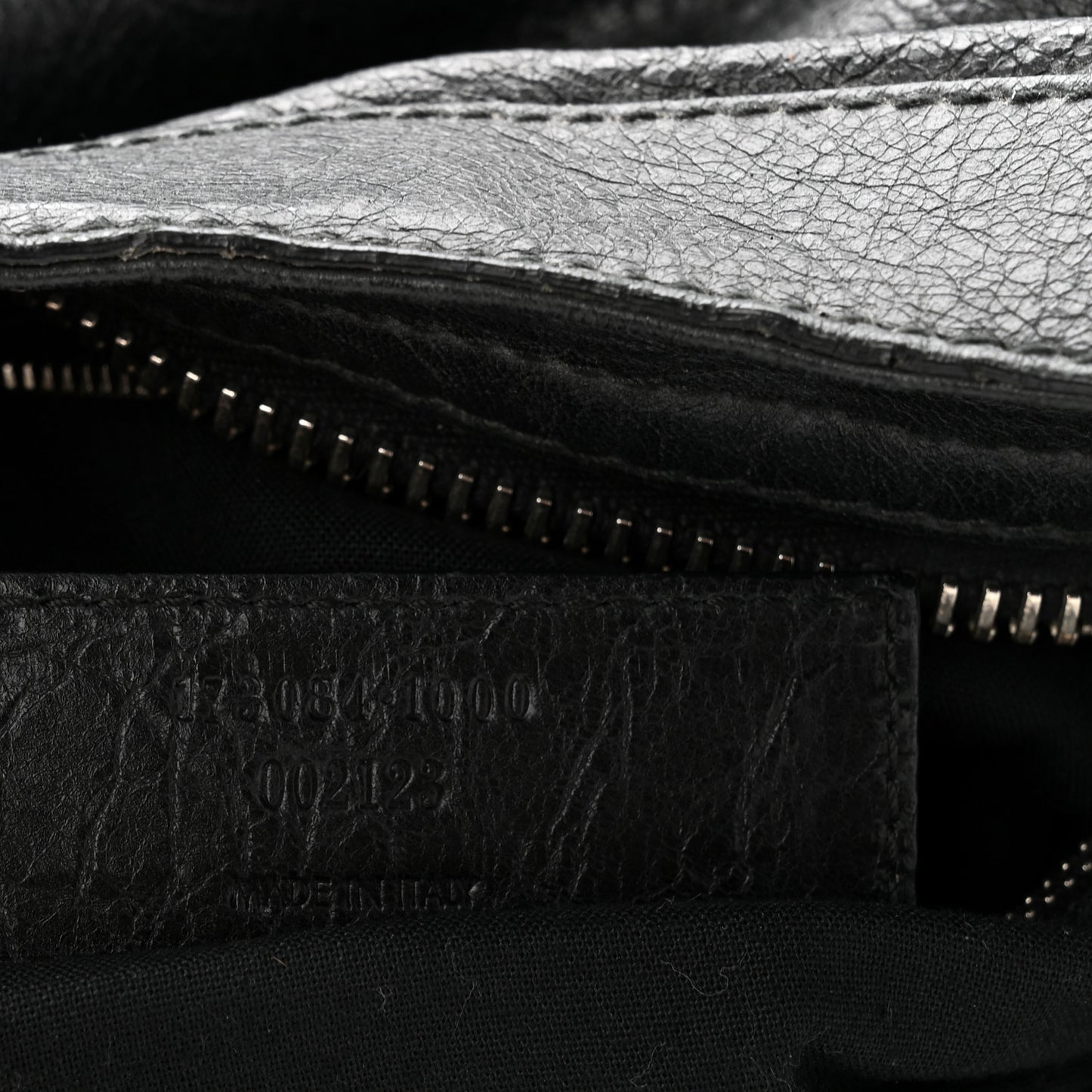 Agneau Giant 21 Silver Hardware City Black