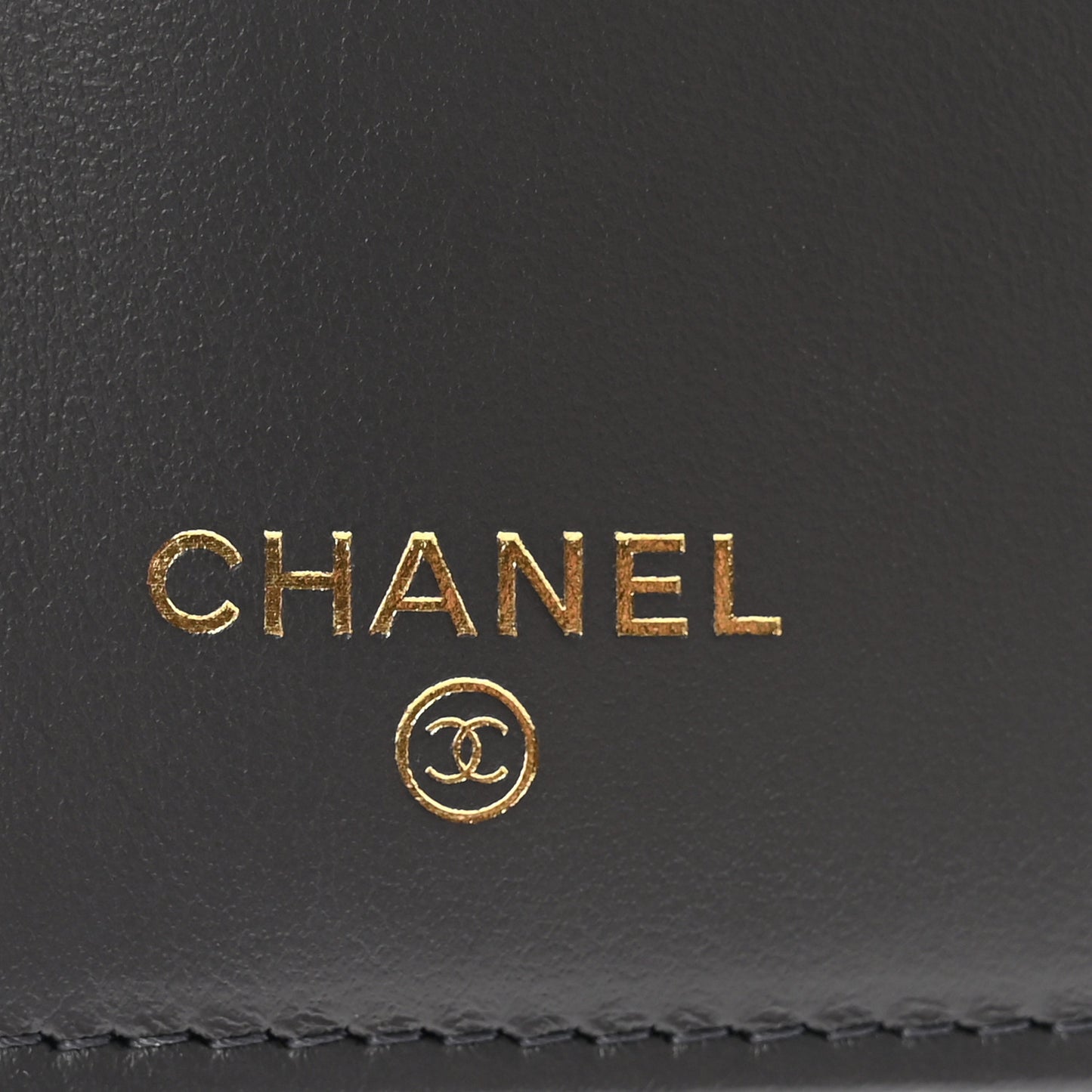 Caviar Quilted Medium Flap Wallet Grey