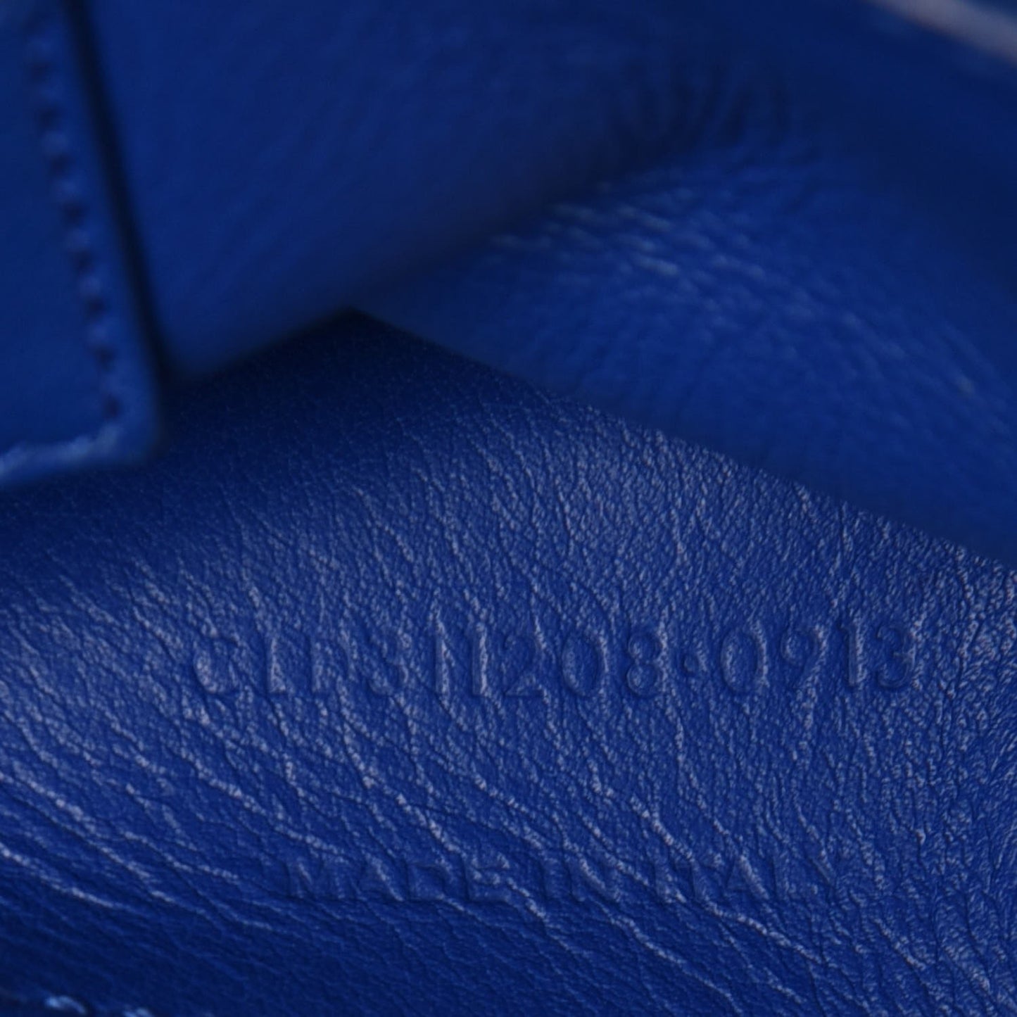 Calfskin Medium Classic Y Cabas Royal Blue