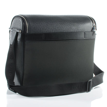 Louis Vuitton Taiga Taimyr Messenger Bag 3 of 7