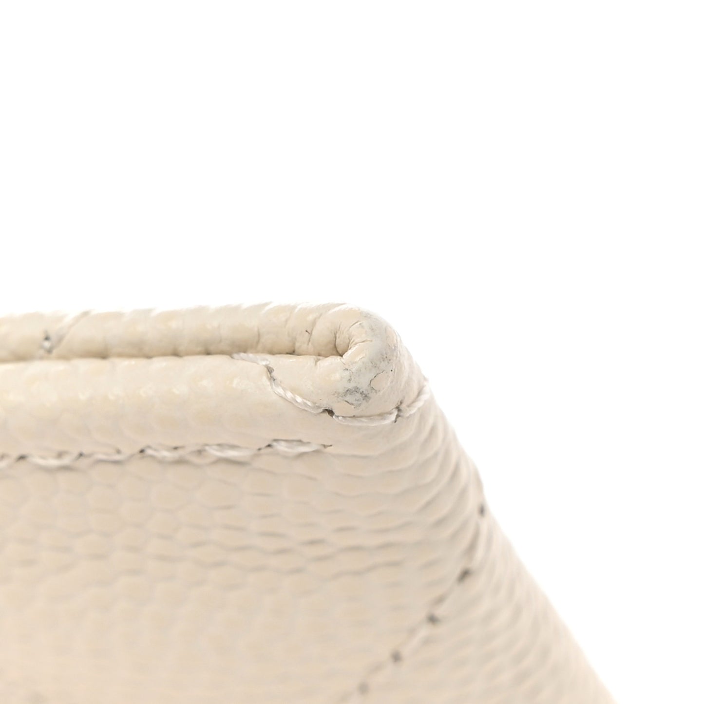 Caviar Quilted Card Holder White