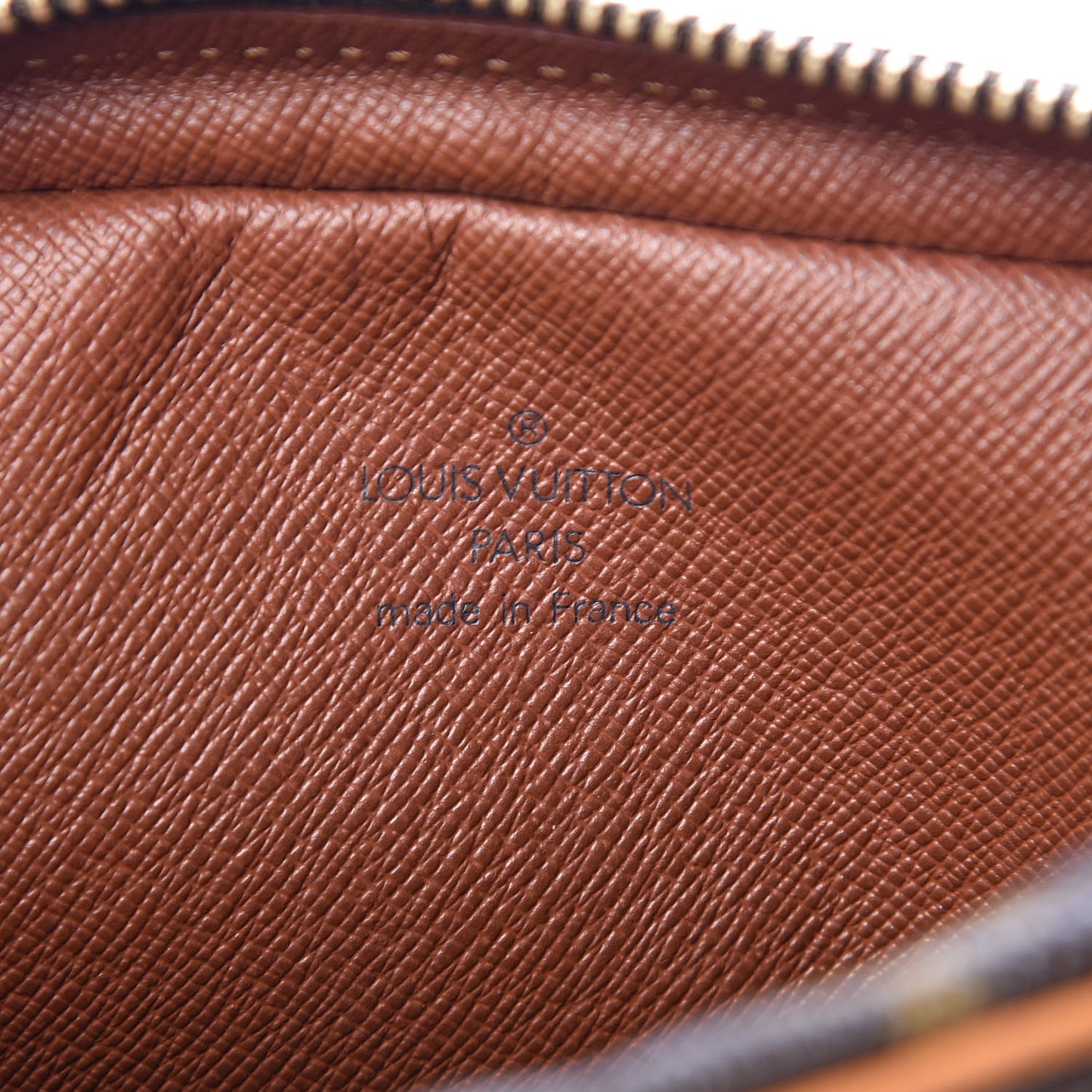 Monogram Amazone