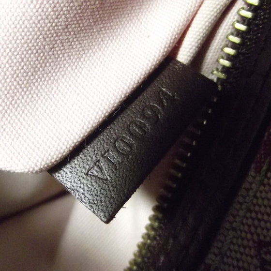 Louis Vuitton Mini Monogram Besace Mary Kate Cherry 9 of 9