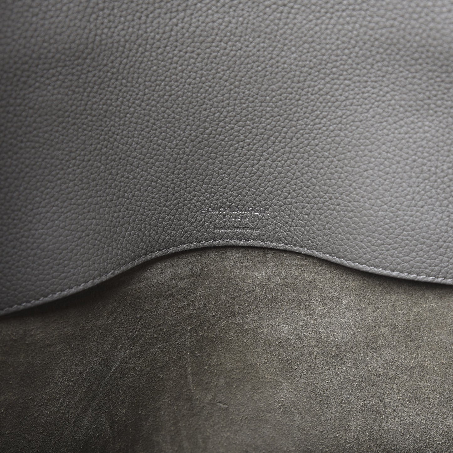 Grained Calfskin Medium Supple Sac De Jour Mouse Grey