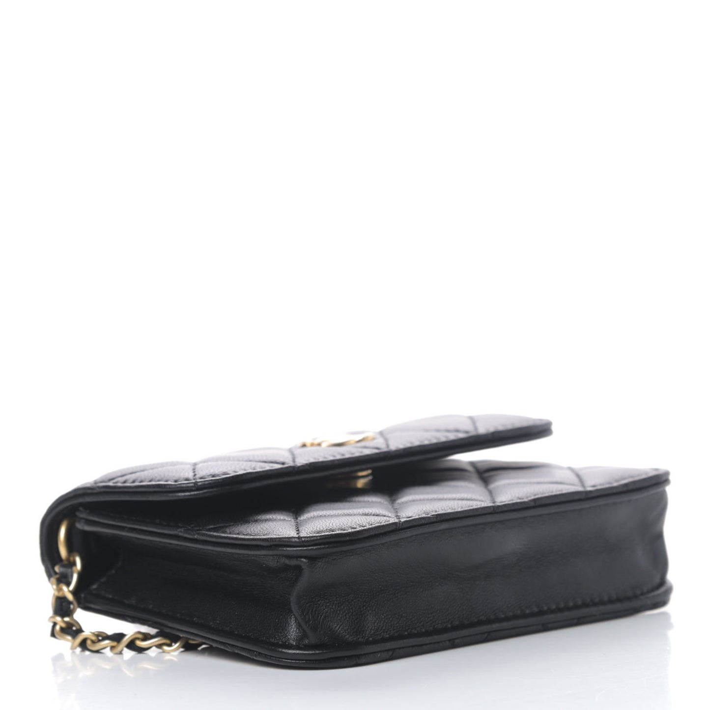 Lambskin Quilted Pearl Crush Clutch With Chain Black