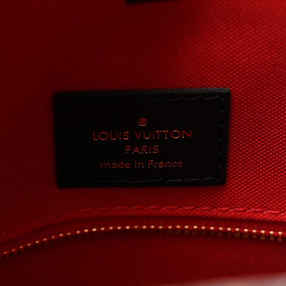 Louis Vuitton Reverse Monogram Giant Onthego MM 6 of 9