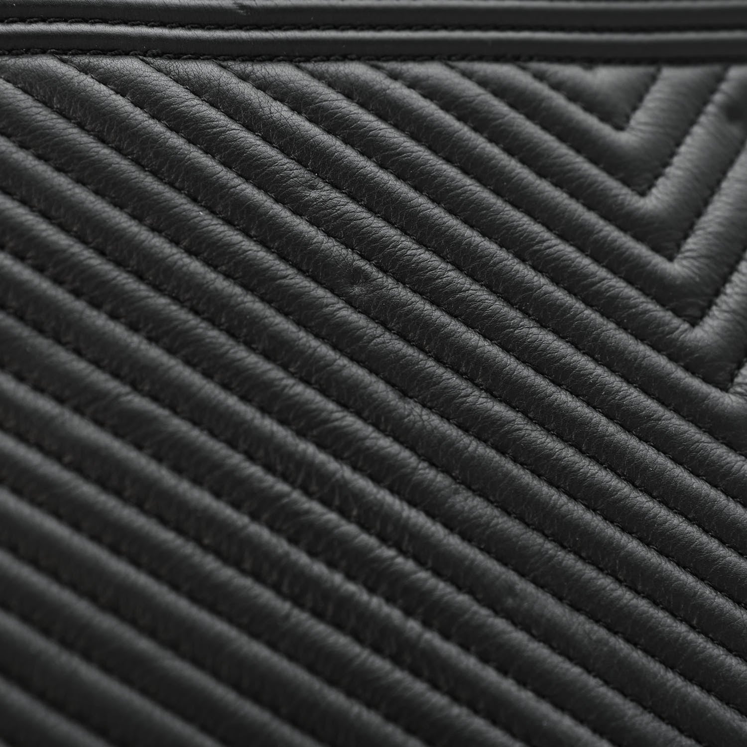 Chanel Caviar Chevron Quilted Large Boy Cosmetic Case Black 8 of 9