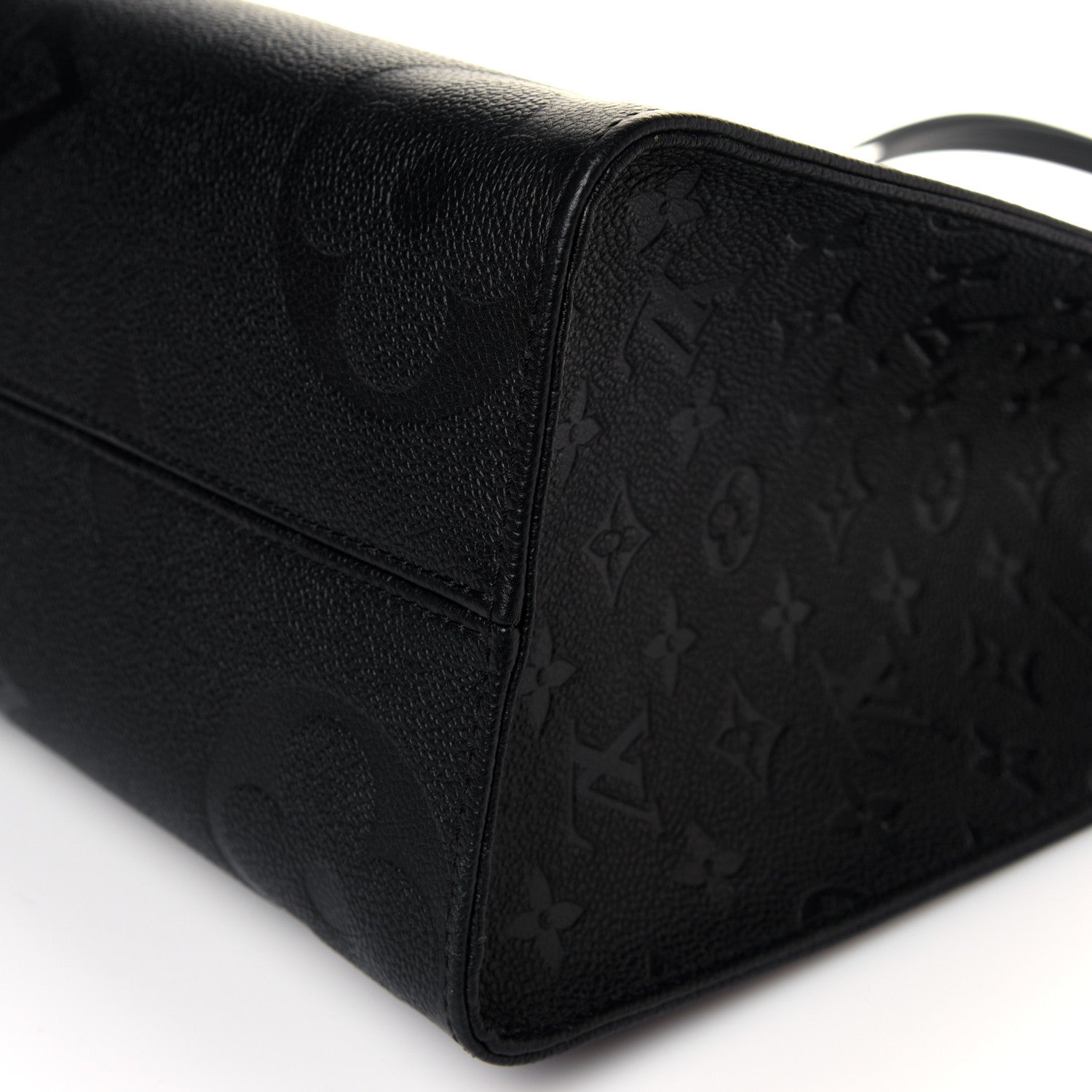 Louis Vuitton Empreinte Monogram Giant Onthego MM Black 9 of 11