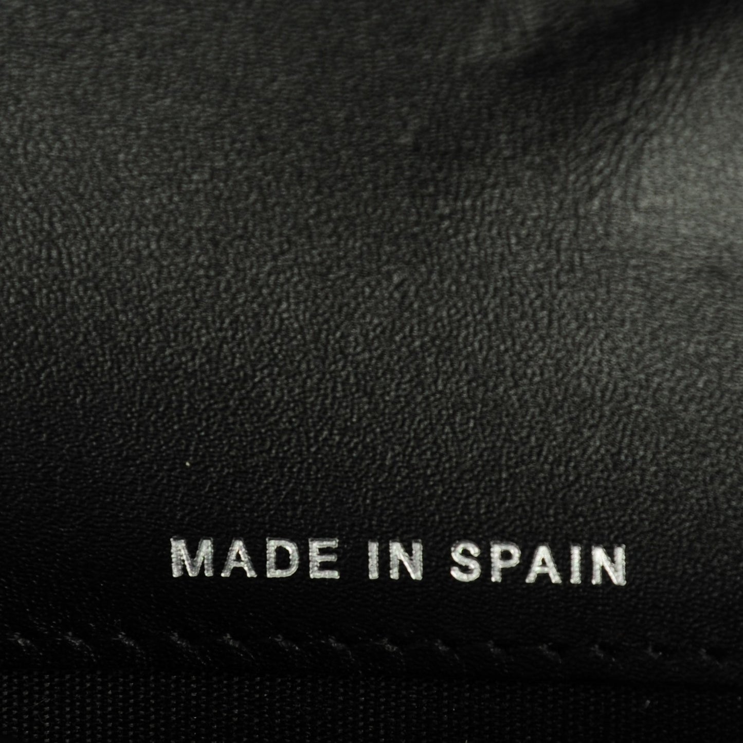 Caviar Timeless CC Yen Wallet Black