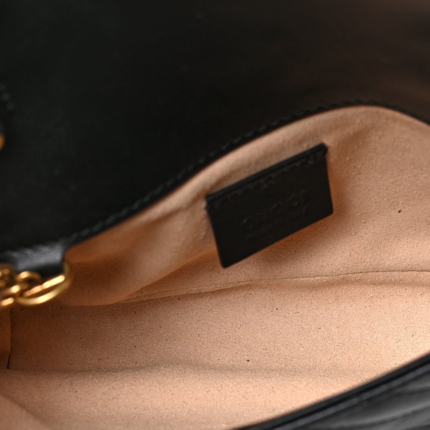 Calfskin Matelasse Super Mini GG Marmont Shoulder Bag Black