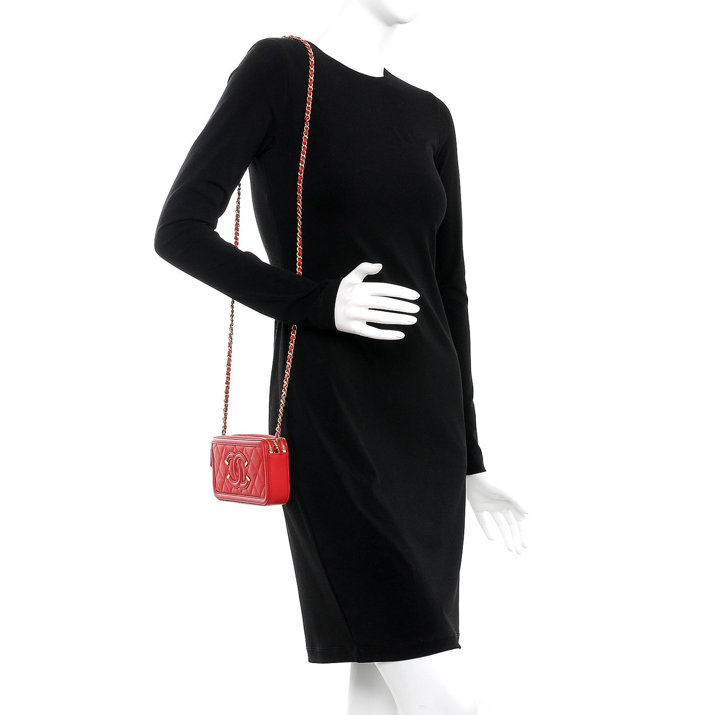 Caviar Quilted CC Filigree Clutch With Chain Red