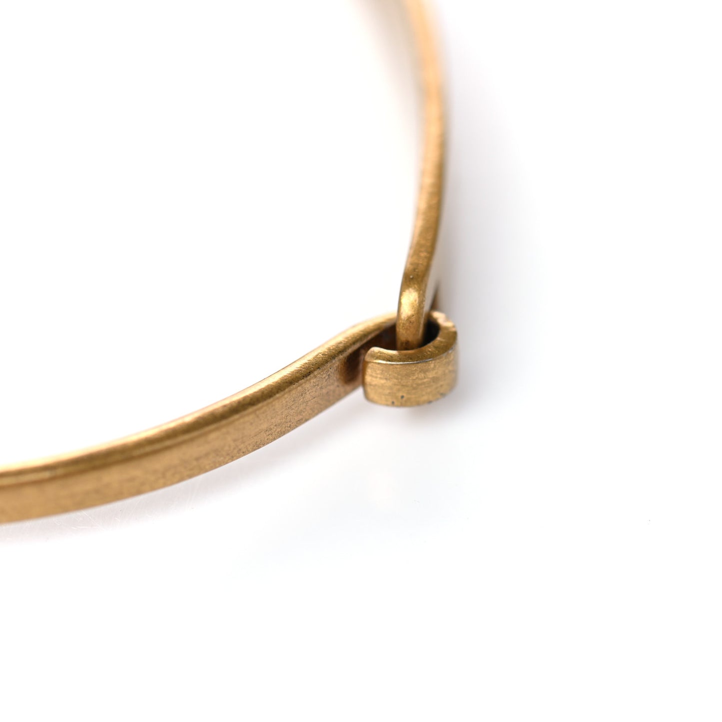 Metal Crystal Dio(r)evolution Cuff Gold