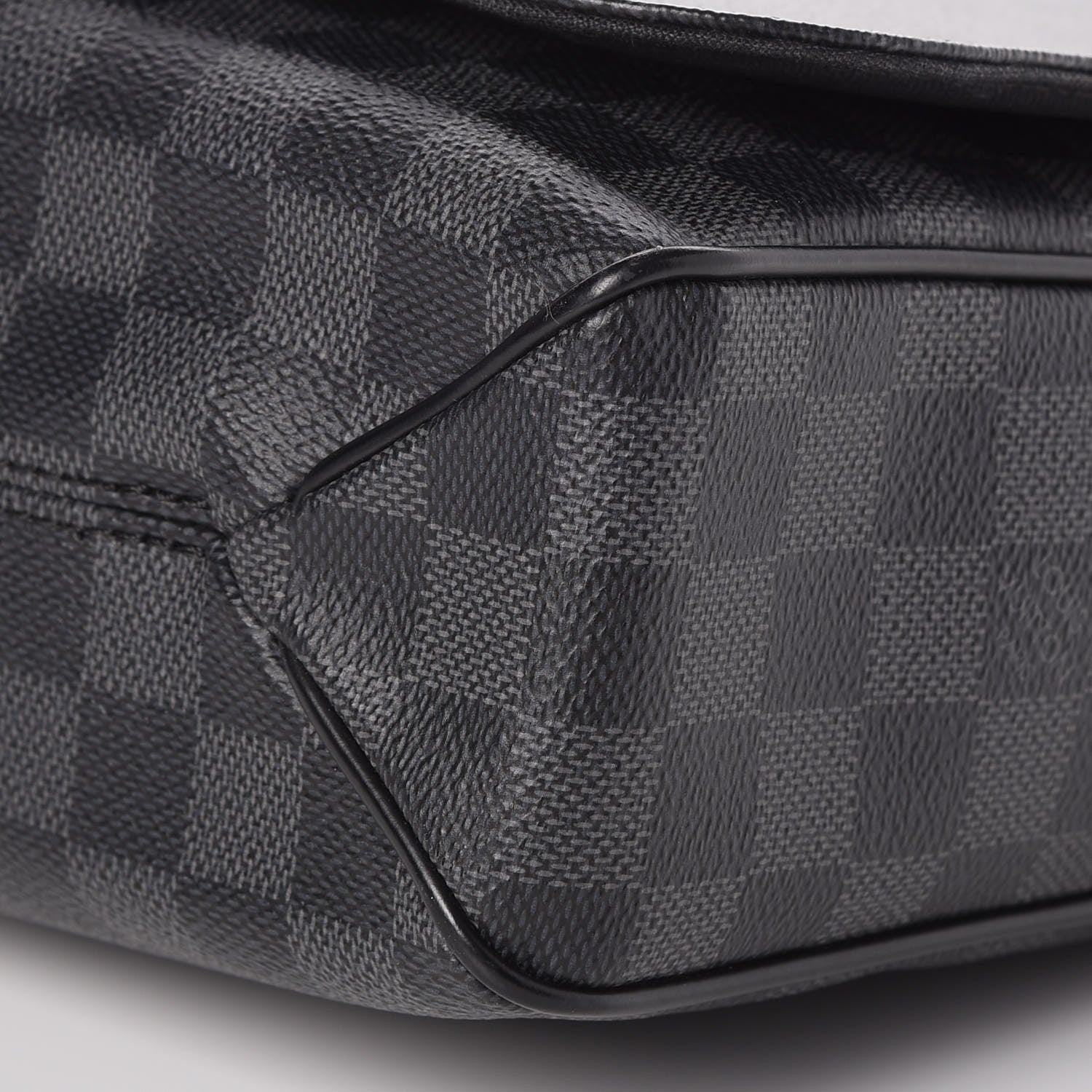 Louis Vuitton Damier Graphite District MM 10 of 10
