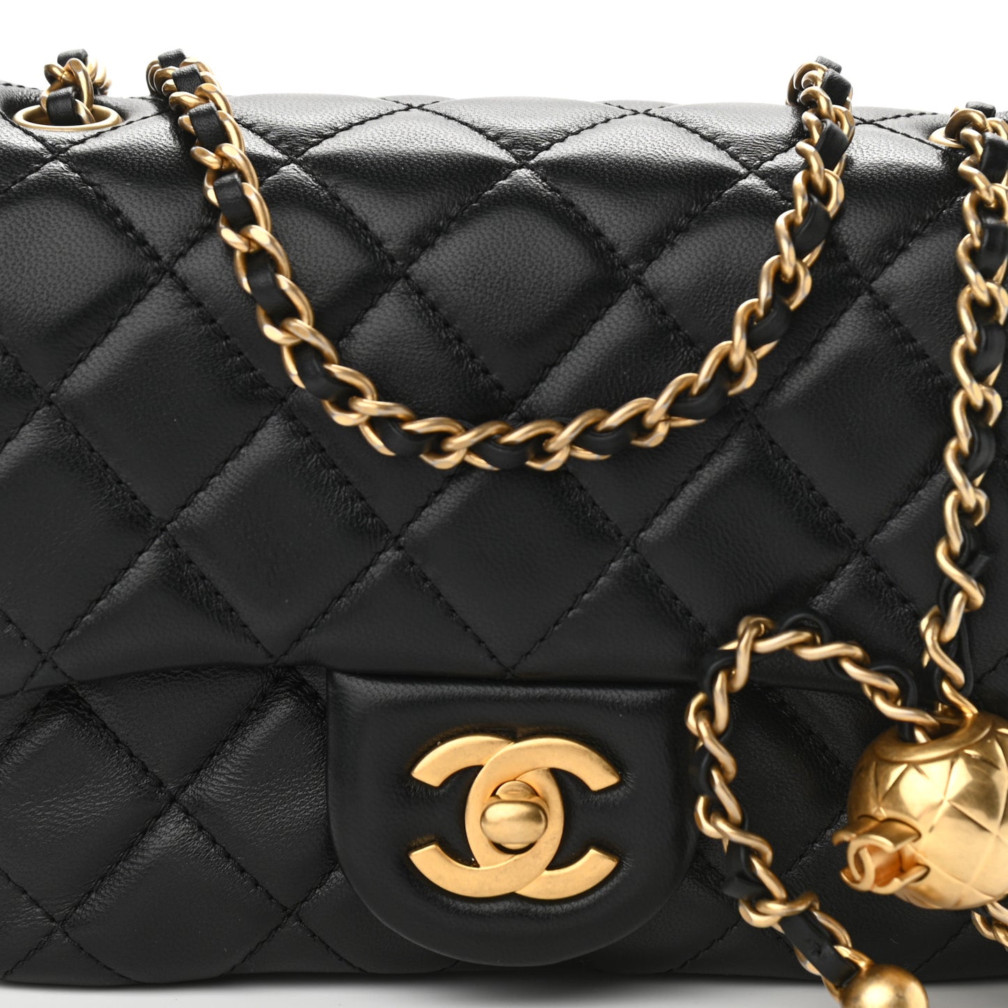 Lambskin Quilted Mini Pearl Crush Flap Black