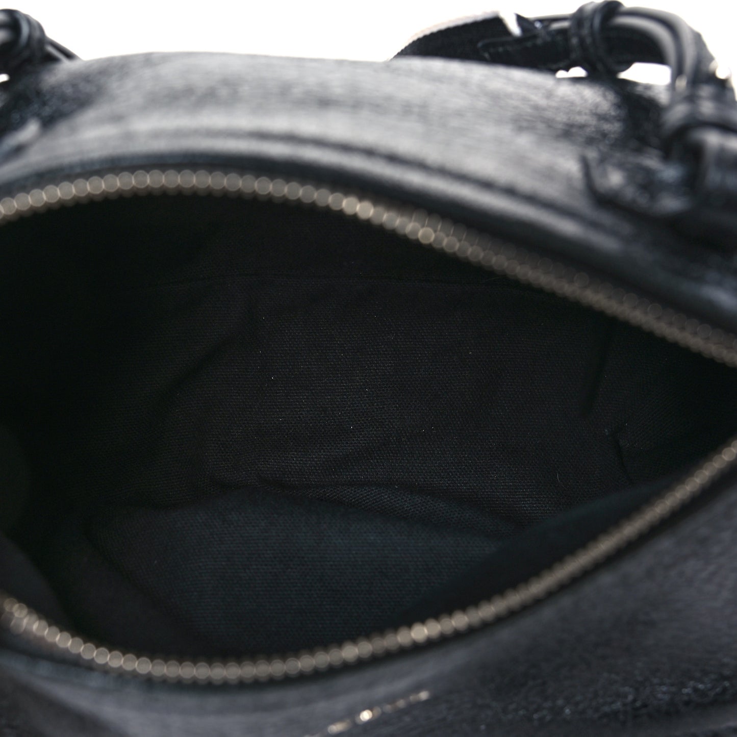 Crackled Patent 4G Small Pandora Black