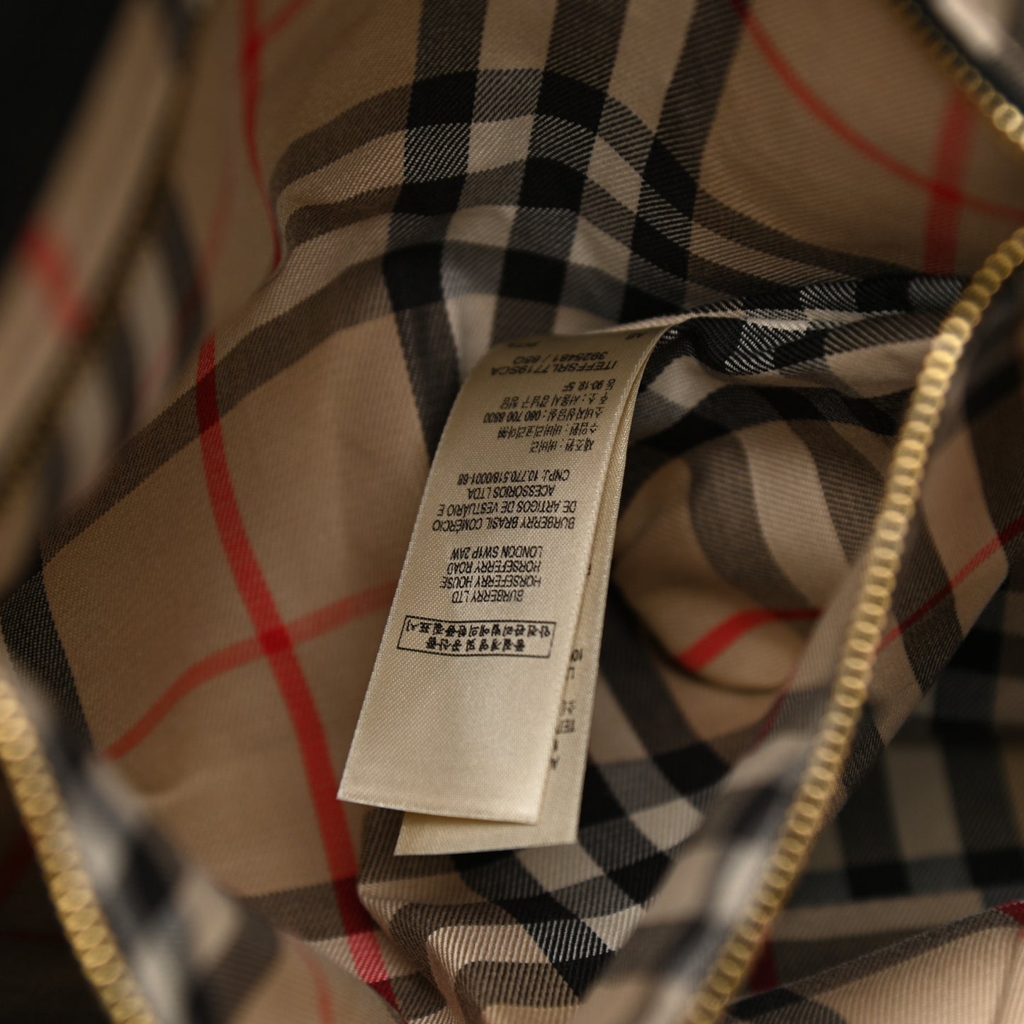 London Grainy Calfskin Medium Baynard Tote Black