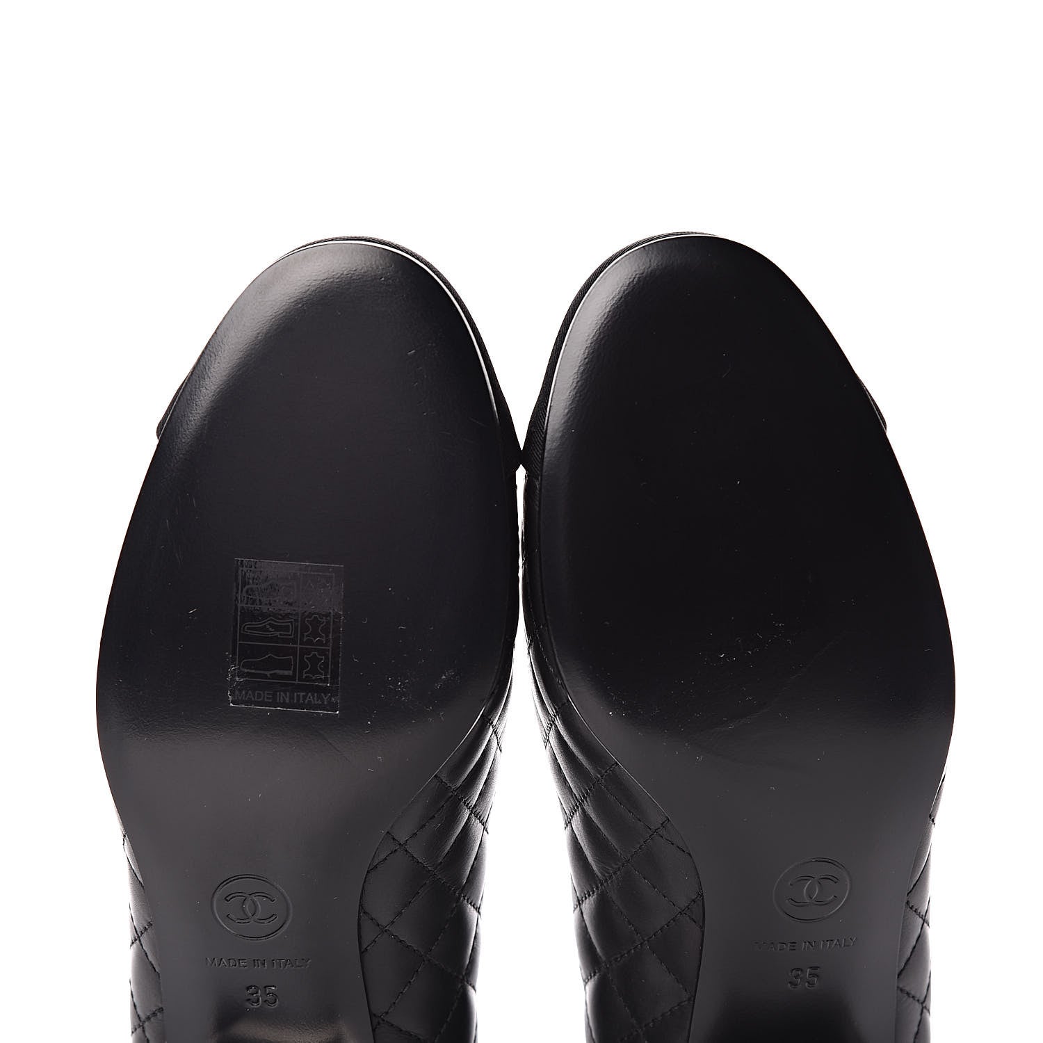 Chanel Aged Calfskin Grosgrain Quilted Cap Toe Pumps 35 Black 9 of 10