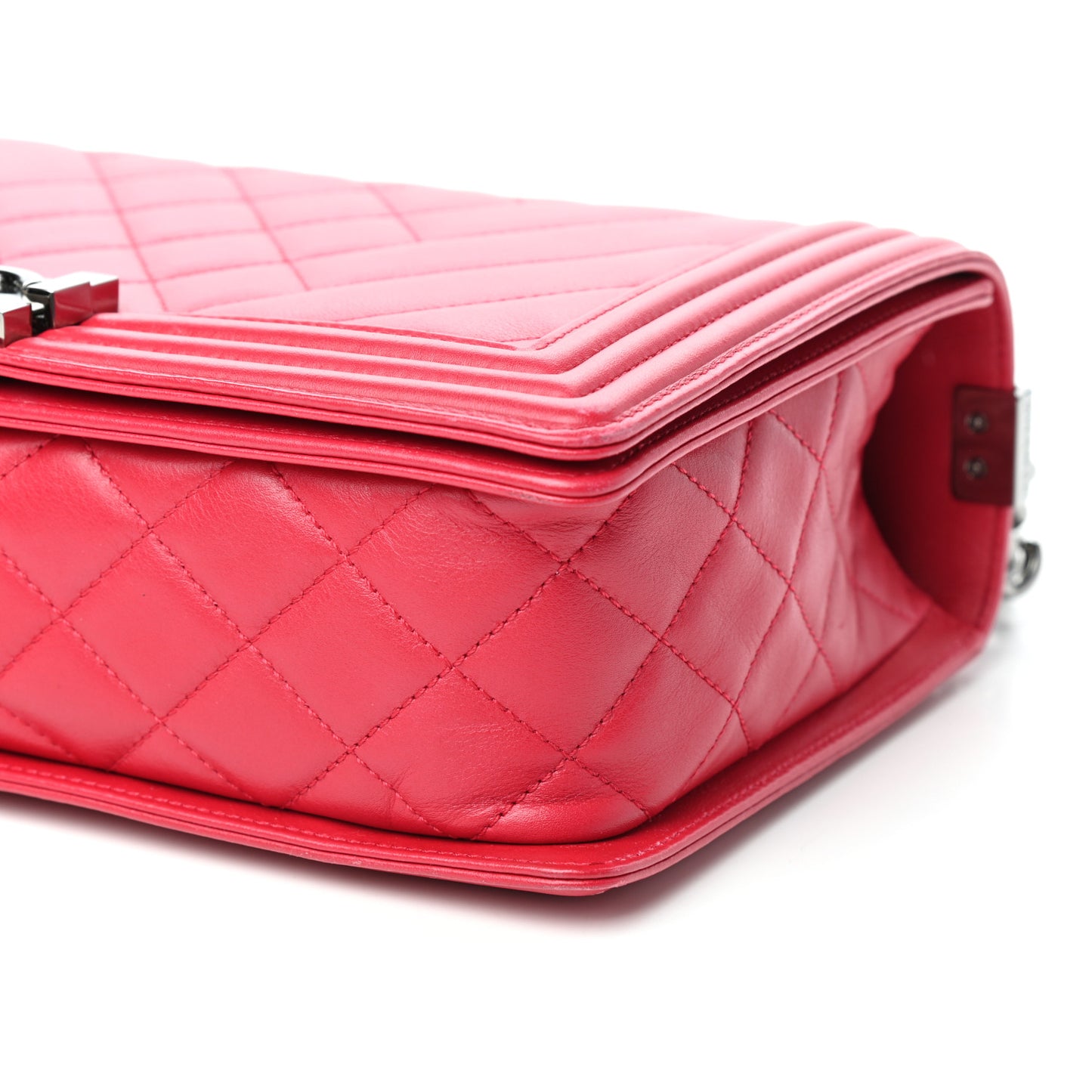 Lambskin Chevron Quilted New Medium Boy Flap Dark Pink