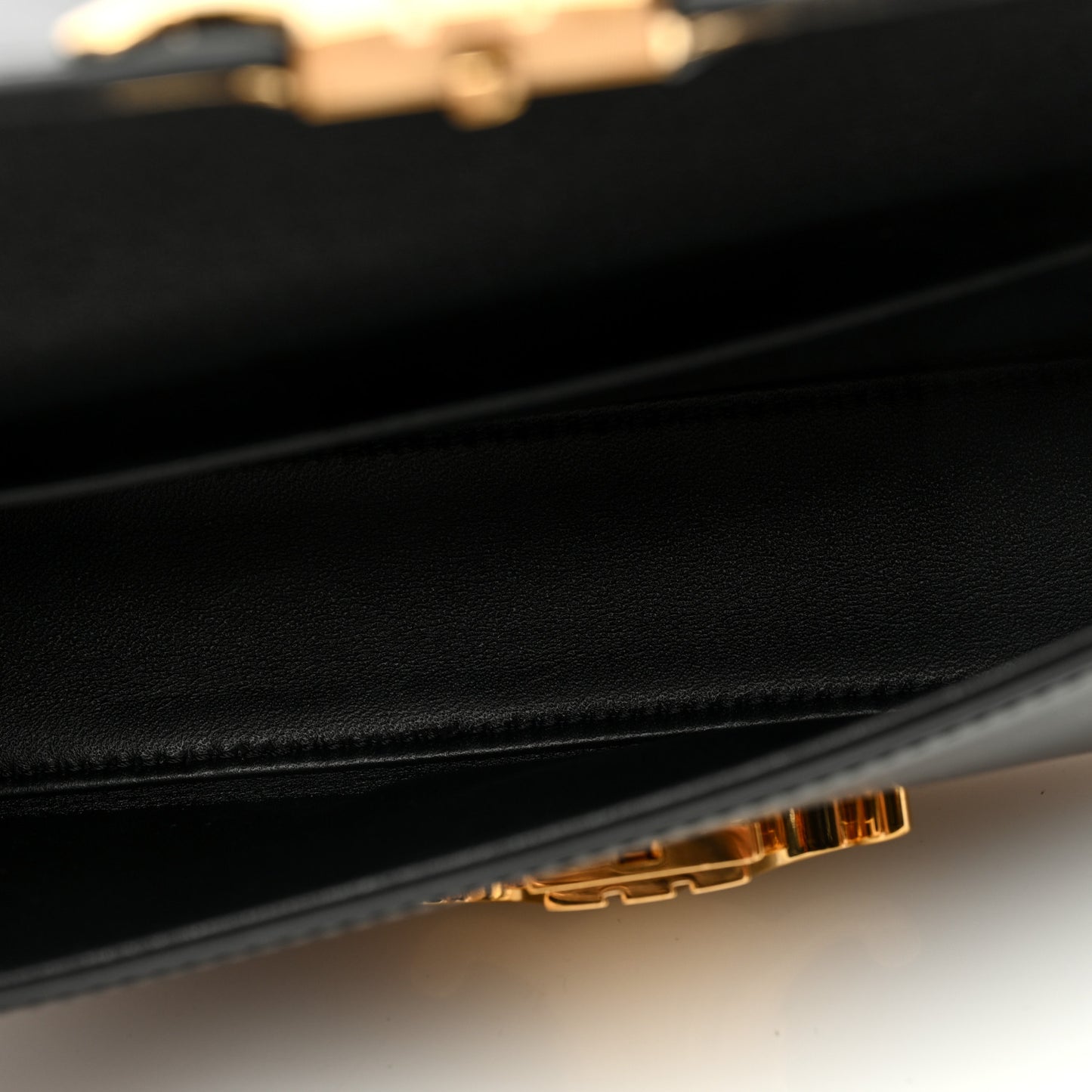 Shiny Calfskin Triomphe Chain Shoulder Bag Black