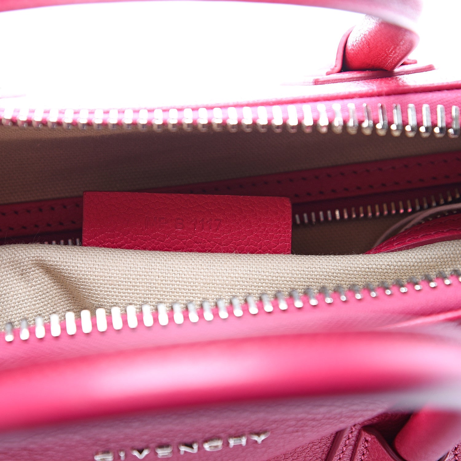 Givenchy Sugar Goatskin Small Antigona Fuchsia 6 of 10