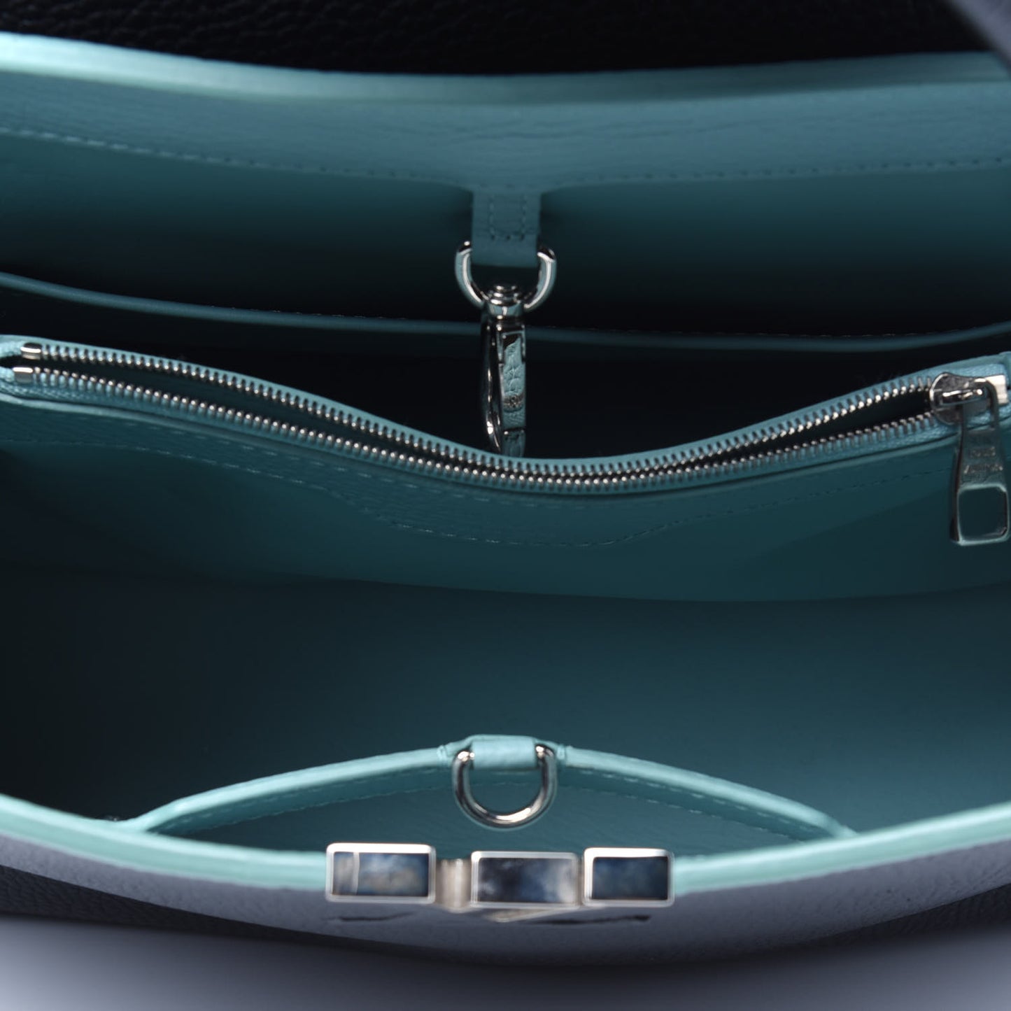 Taurillon Capucines MM Black Turquoise