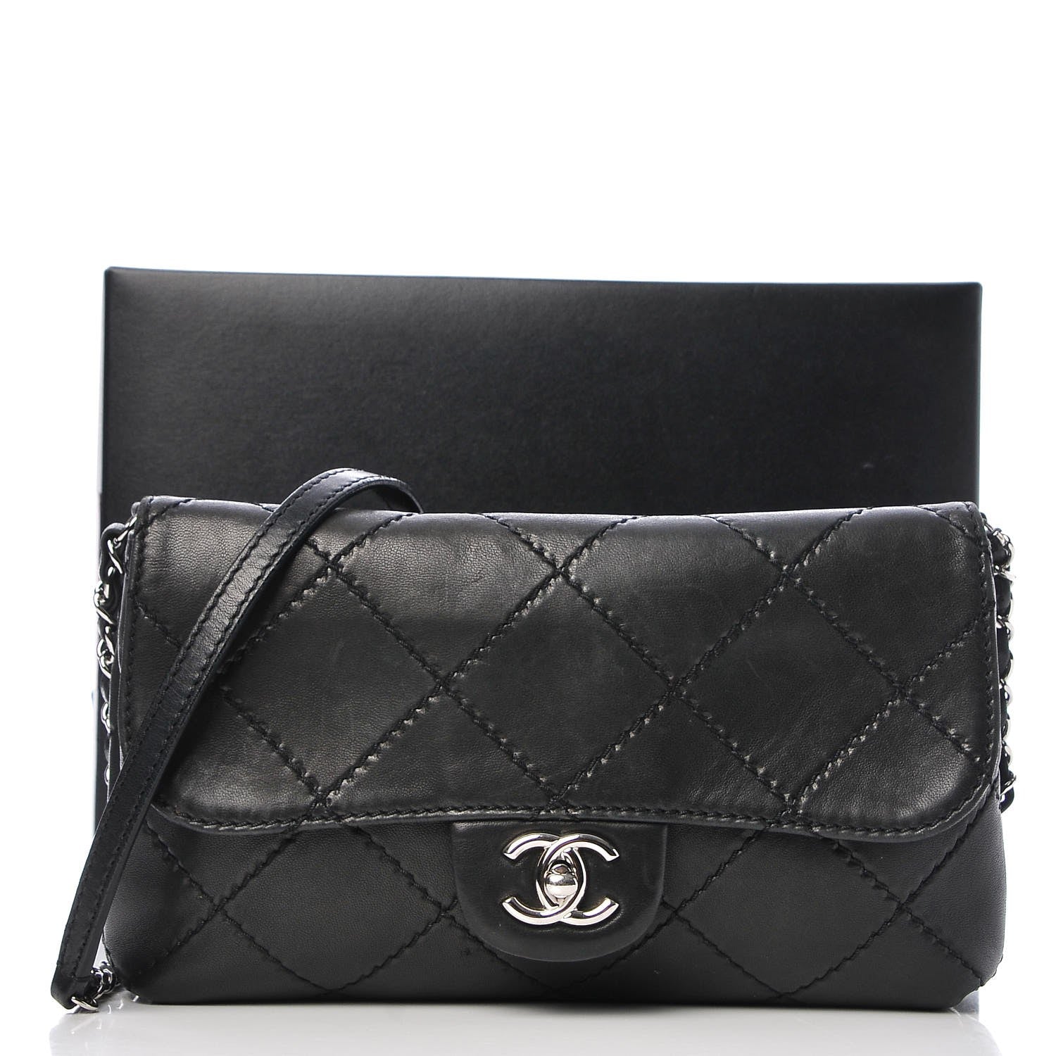 Chanel Lambskin Medium Ultimate Stitch Flap Black 8 of 8