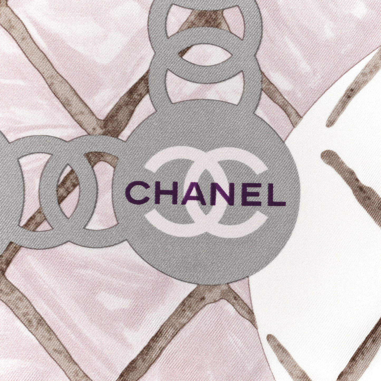 Silk CC Logo Camellia Scarf White Pink