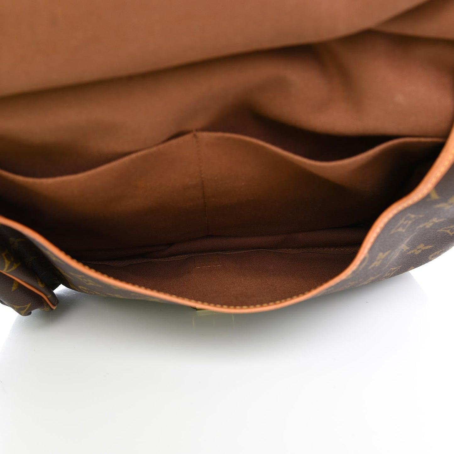 Monogram Saumur 35