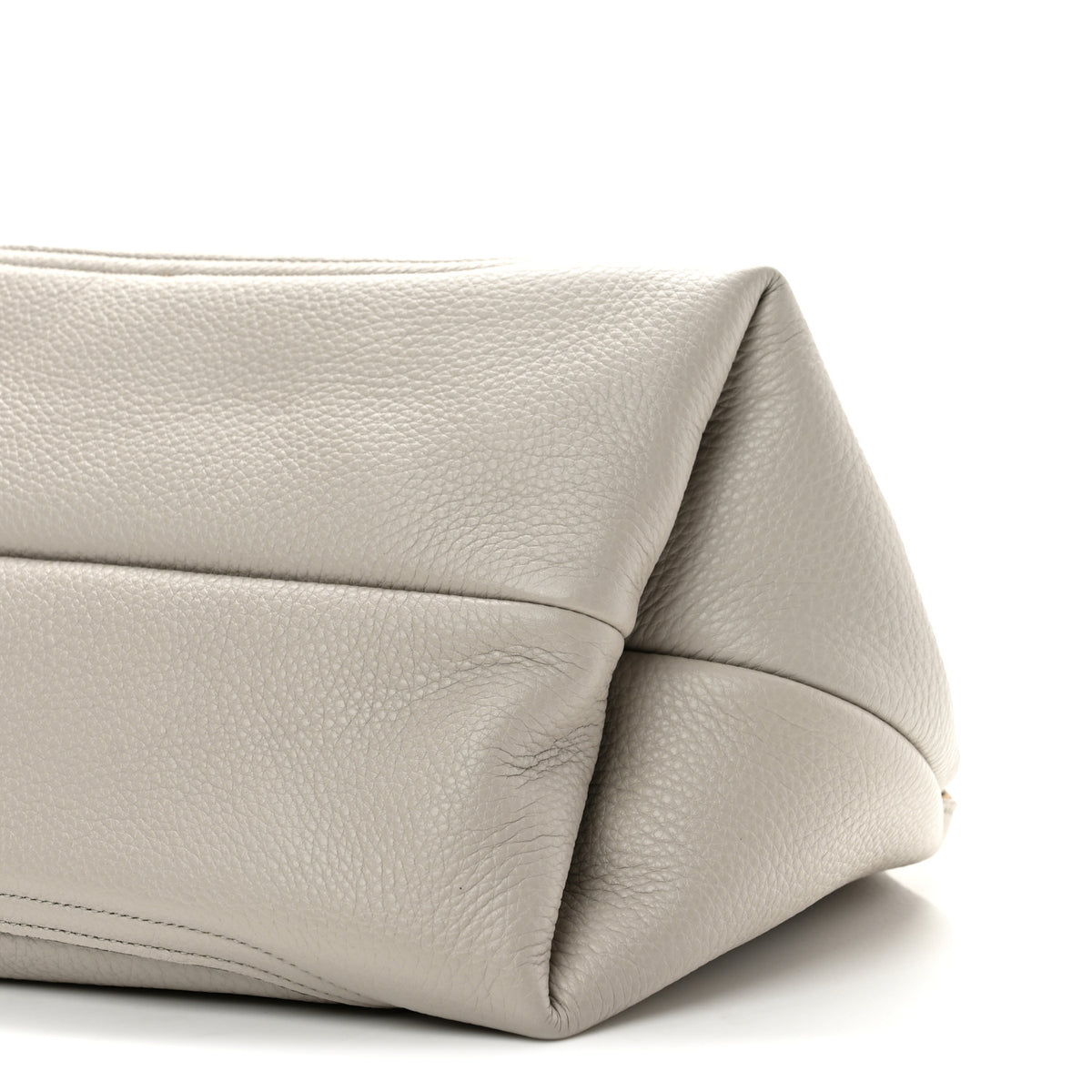 Gucci Grained Calfskin Softbit Medium Shoulder Bag Light Grey 11 of 13